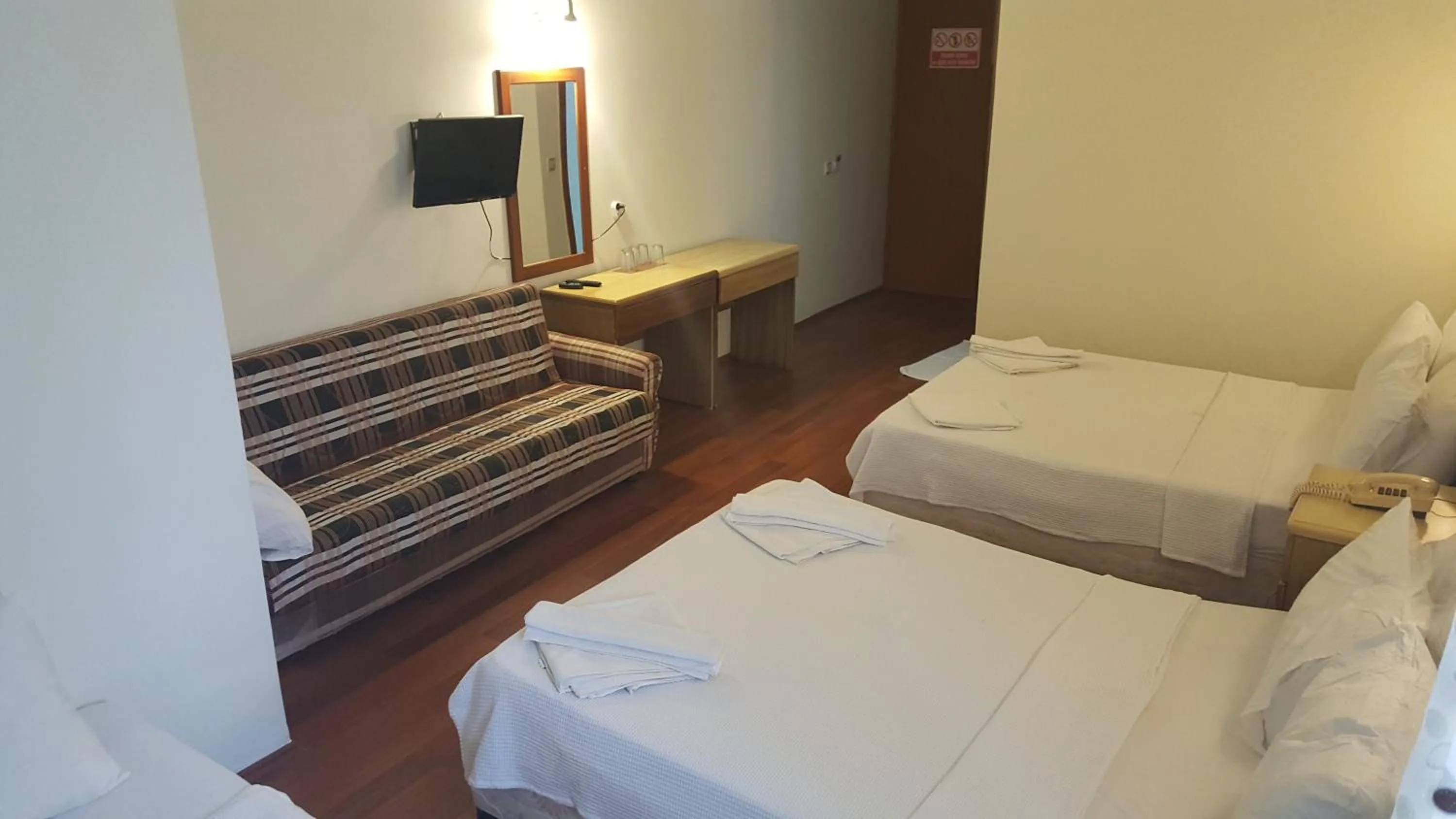 Photo of the whole room in Hotel Berlin