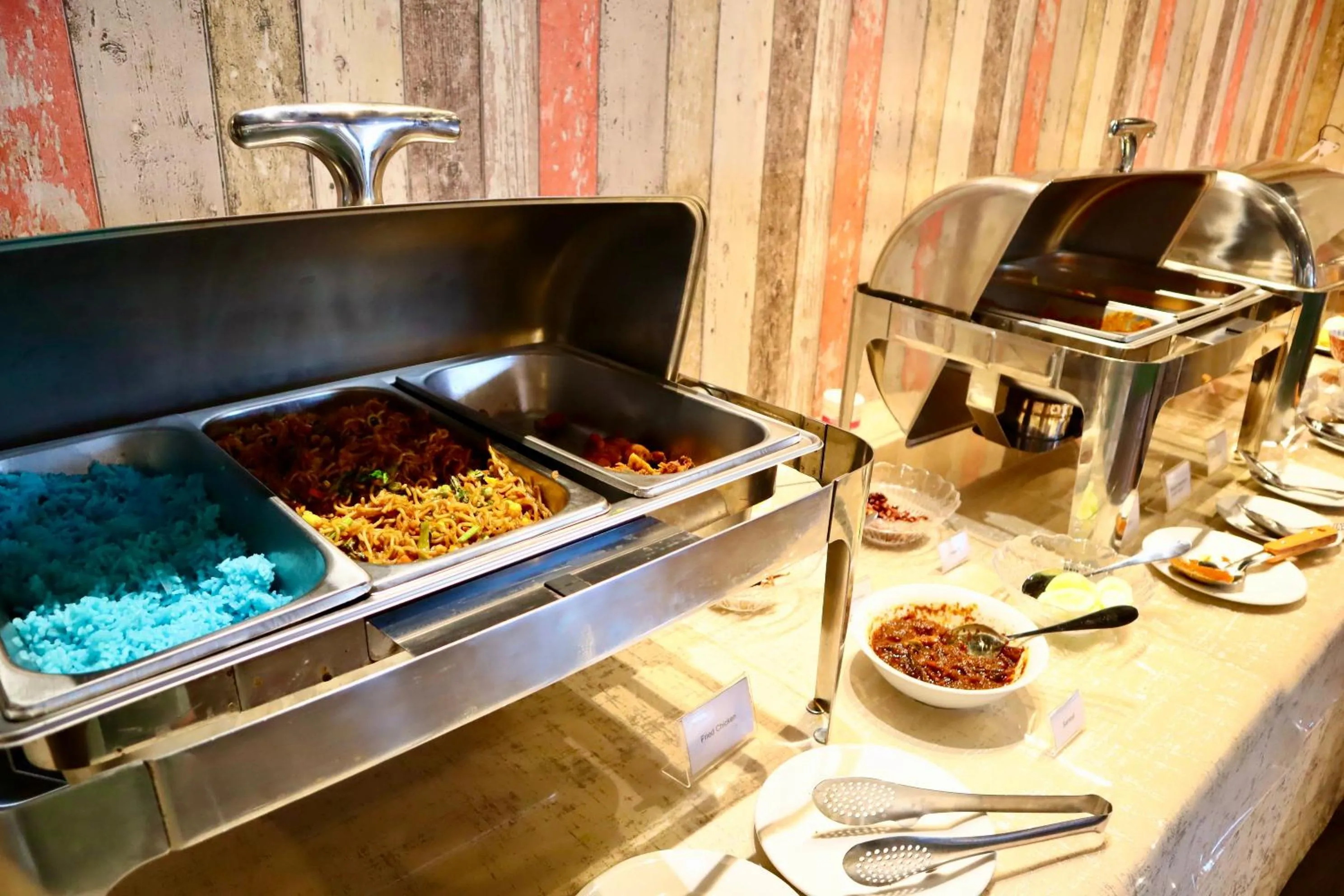 Breakfast in Armenian Street Heritage Hotel