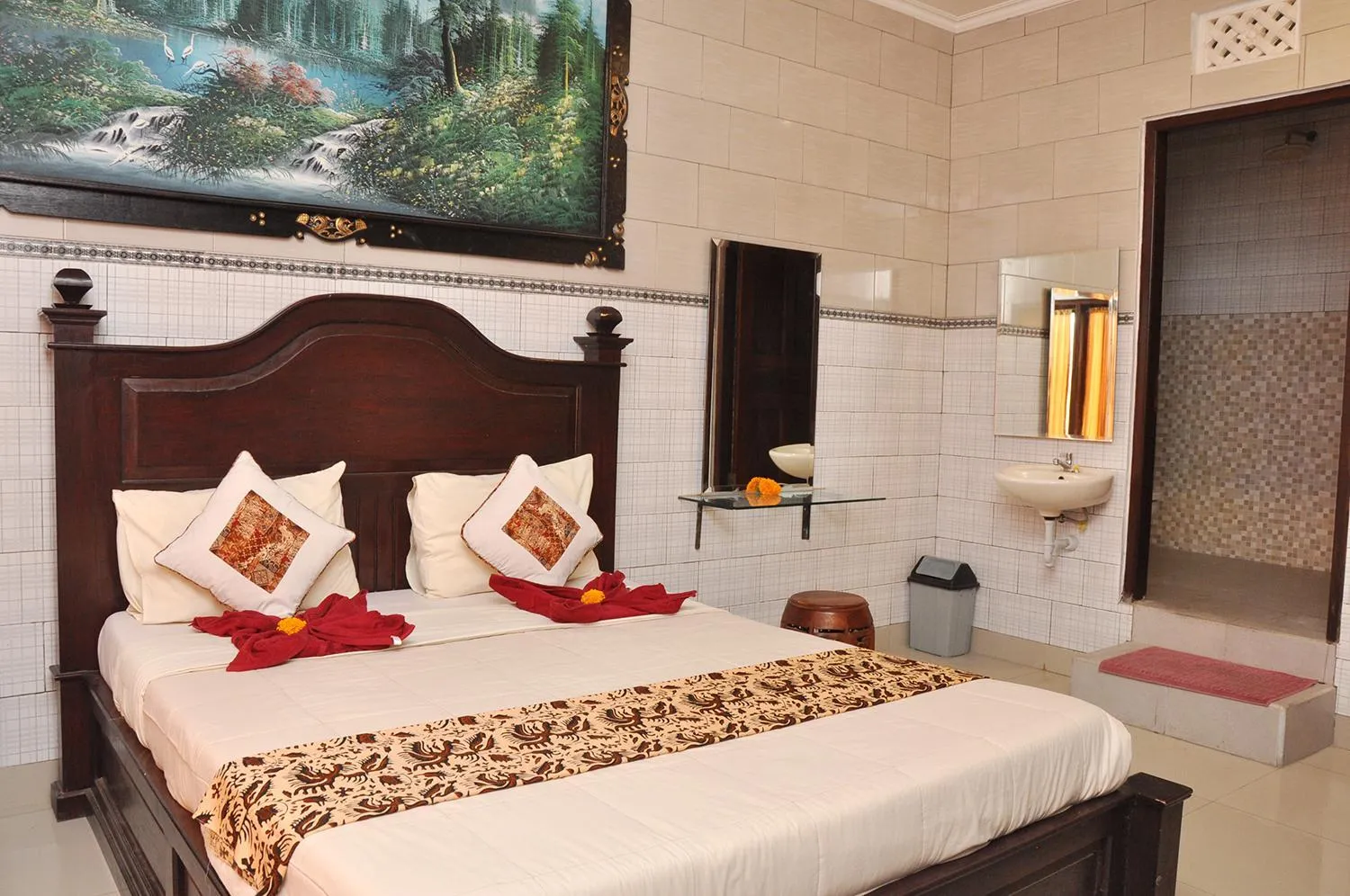 Bed in Astiti Guest House Salon and Spa
