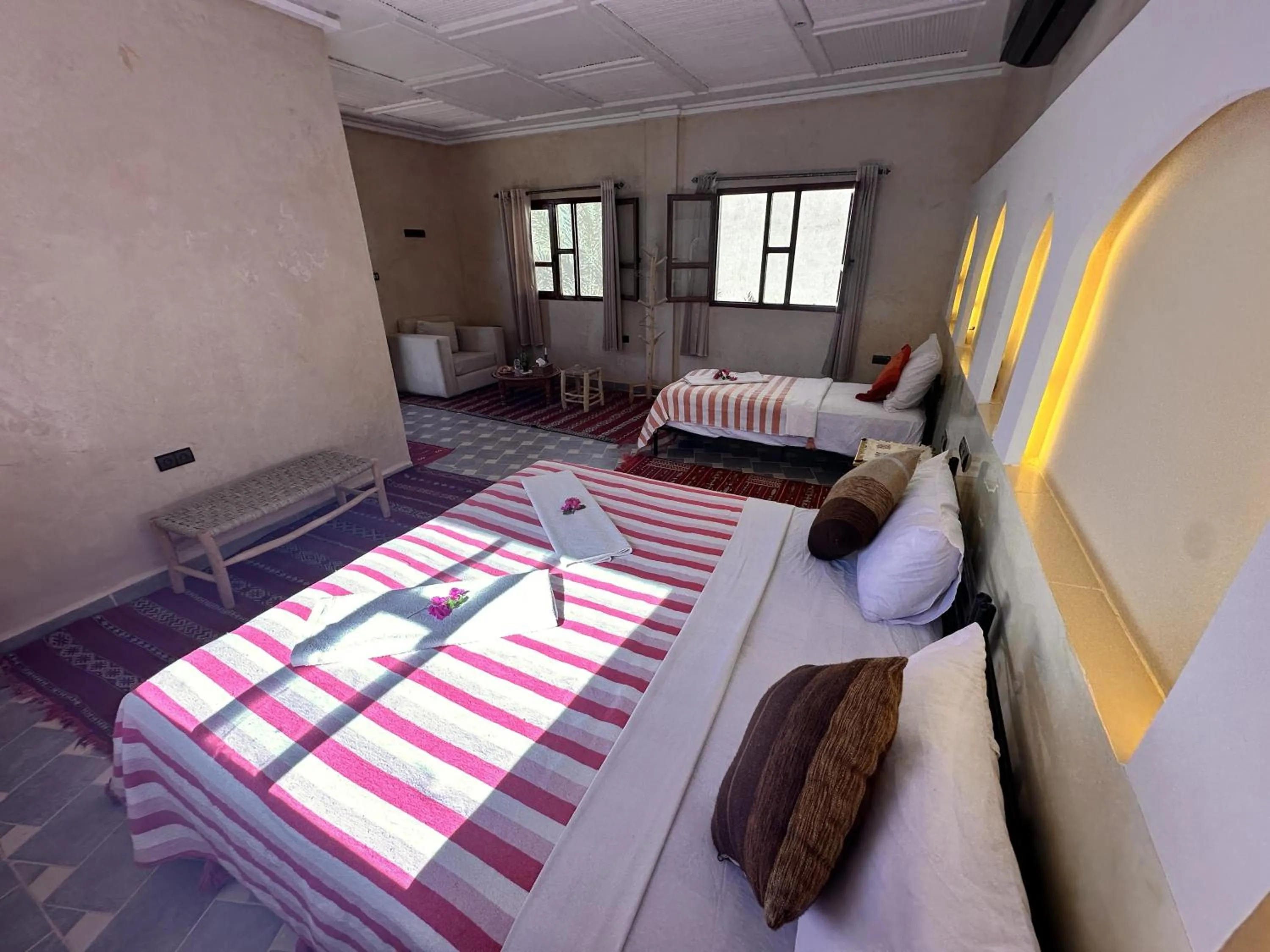 Bed in Oasis Tilogui-Luxury Hotel Restaurant and Desert Excursions In Zagora