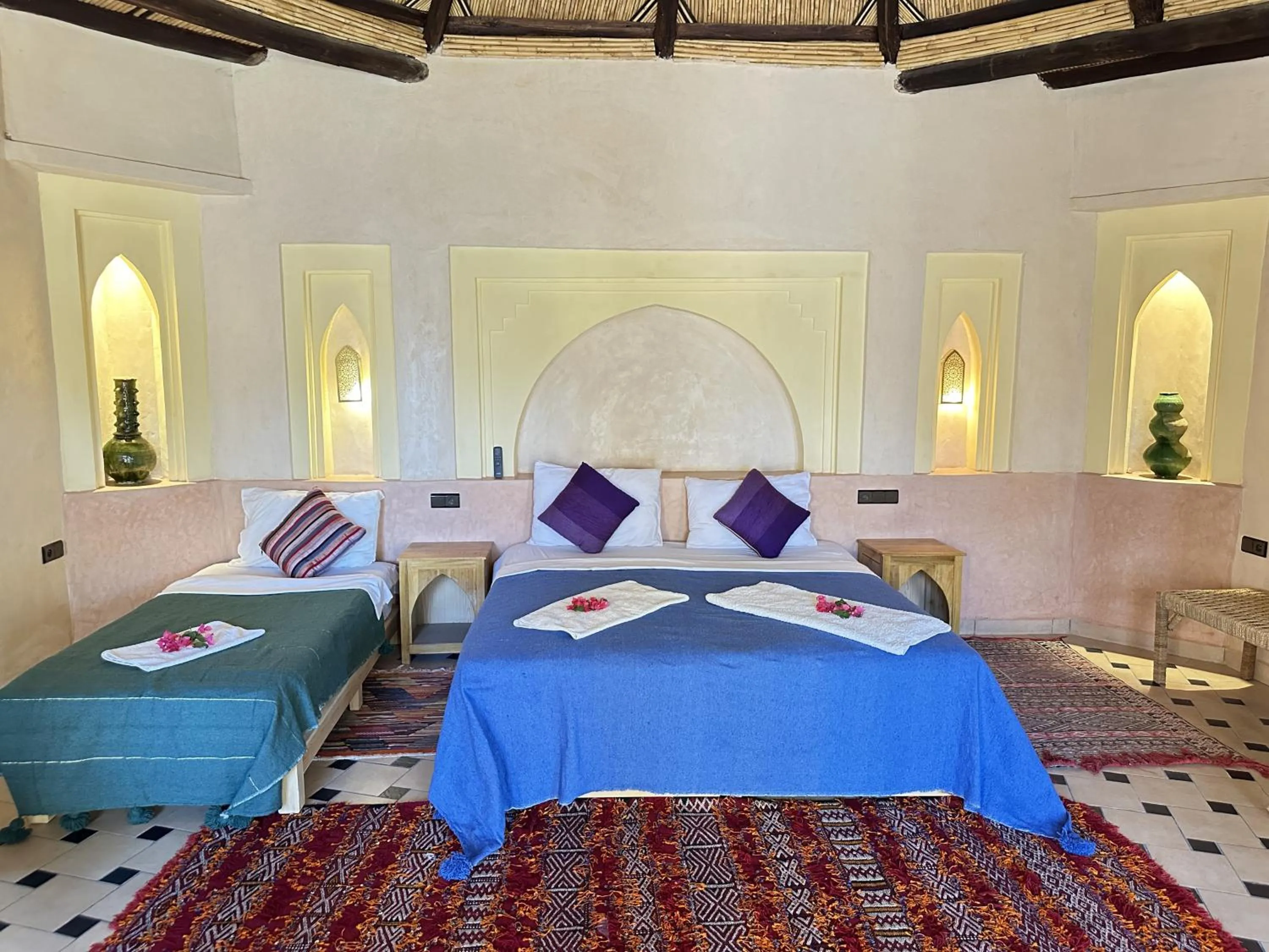 Bed in Oasis Tilogui-Luxury Hotel Restaurant and Desert Excursions In Zagora