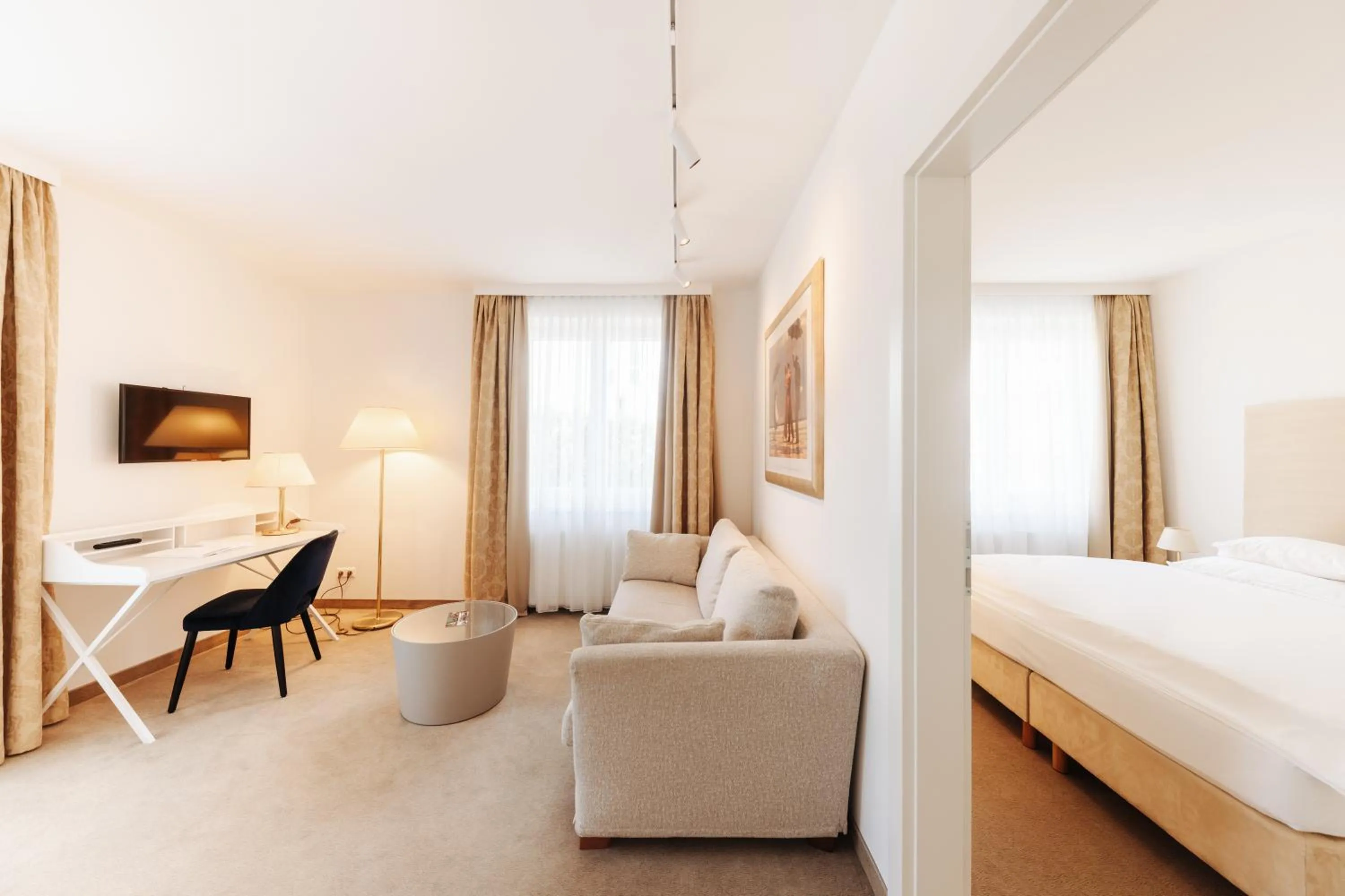 Photo of the whole room, Bed in Seehotel Dr. Jilly