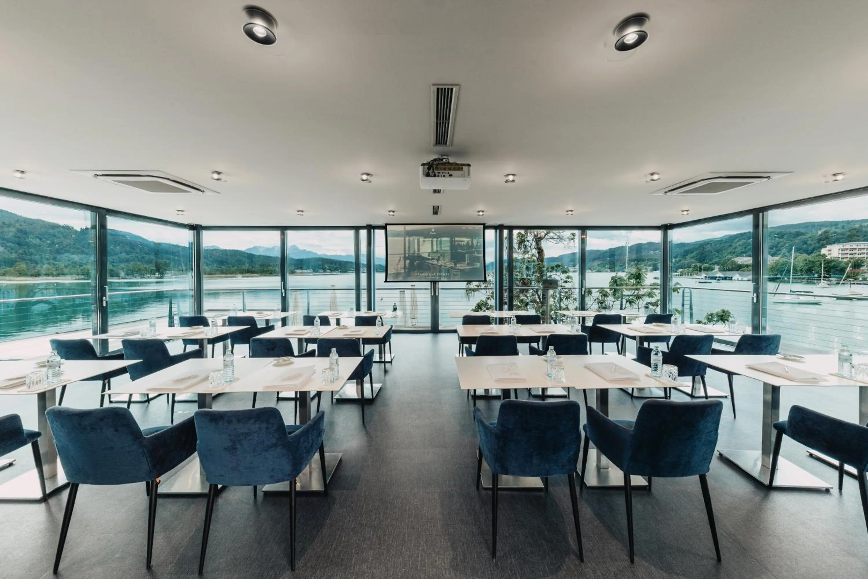 Meeting/conference room in Seehotel Dr. Jilly