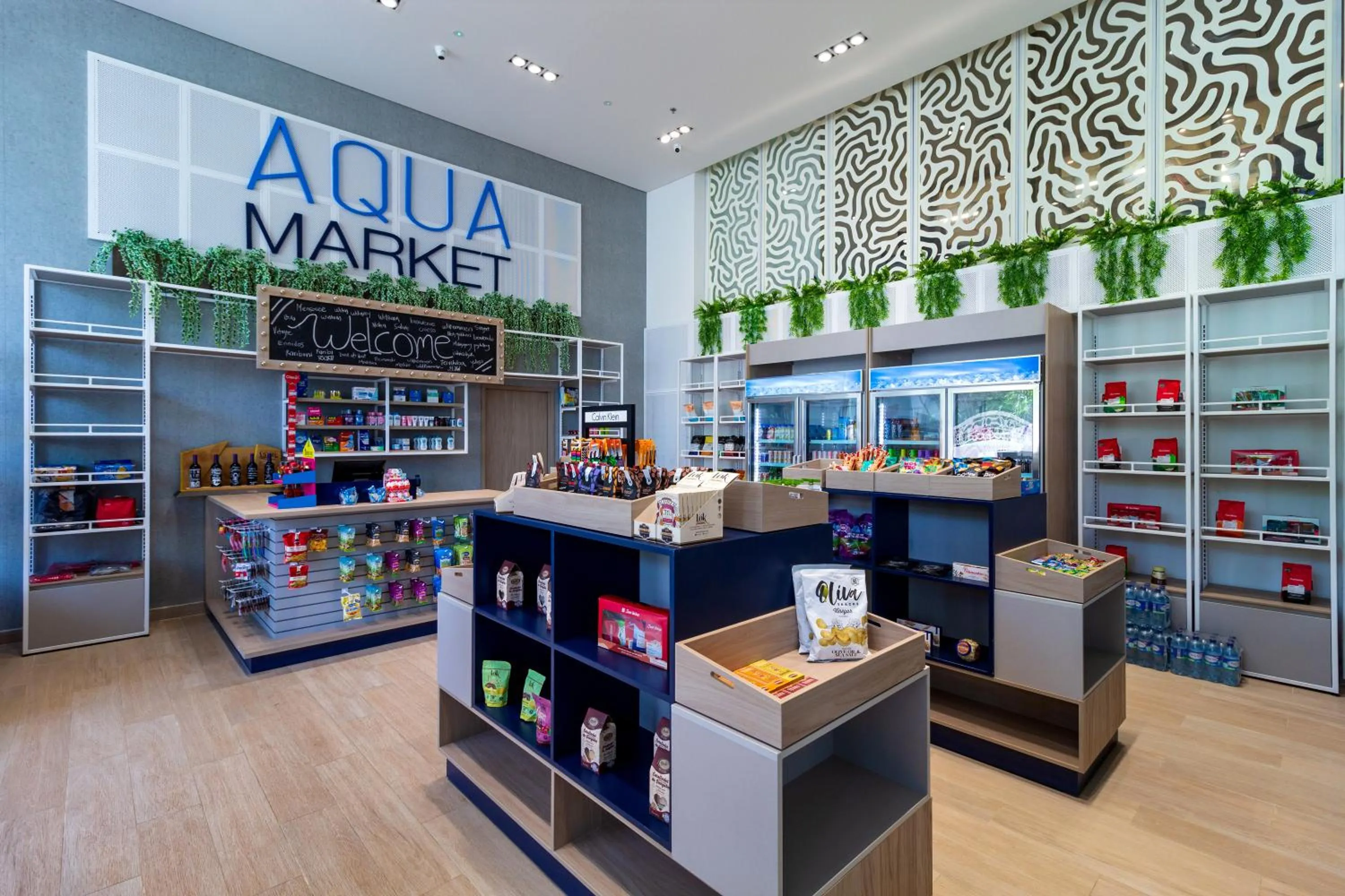 Supermarket/grocery shop in Aquamare Hotel