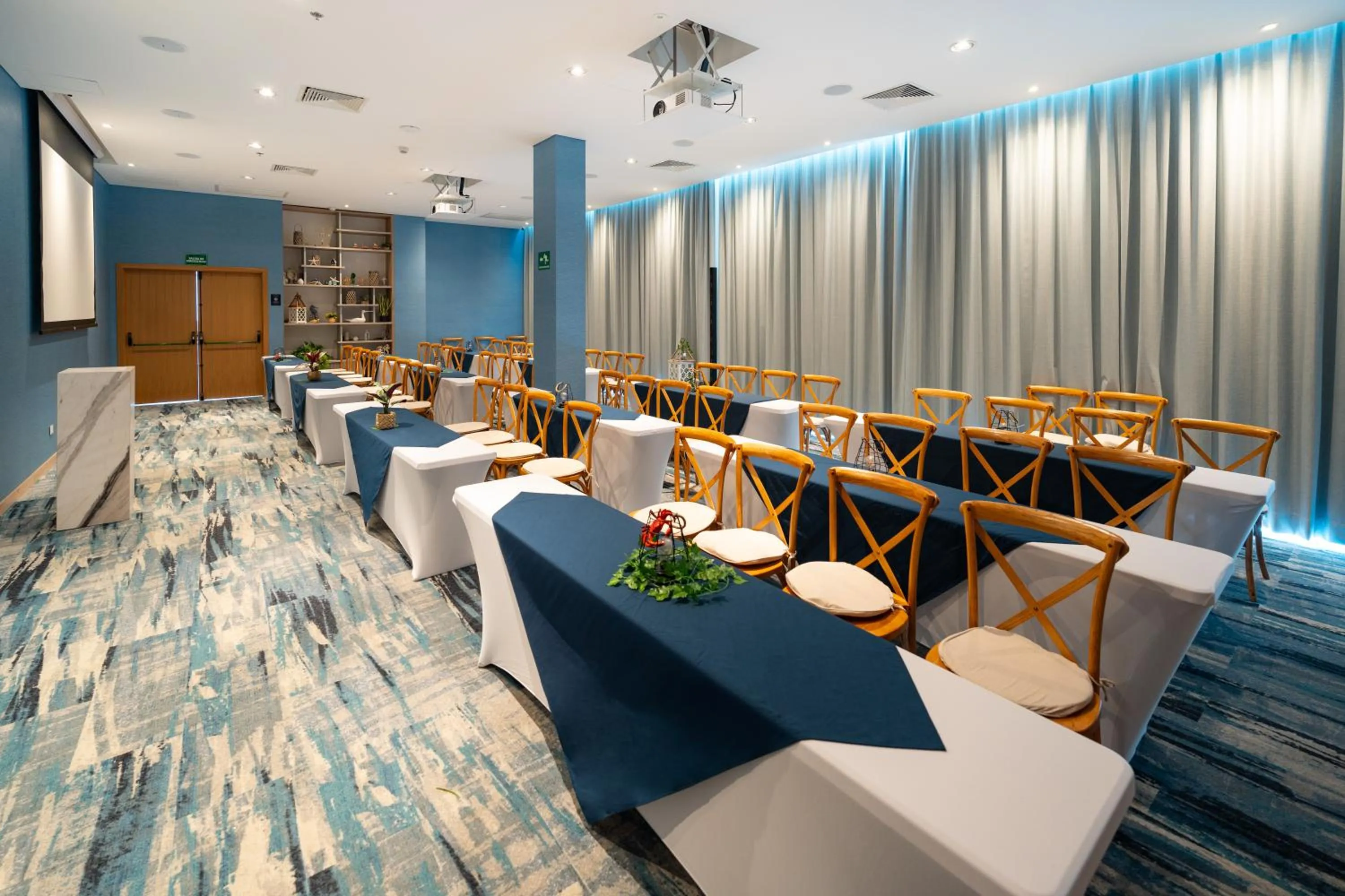 Meeting/conference room in Aquamare Hotel