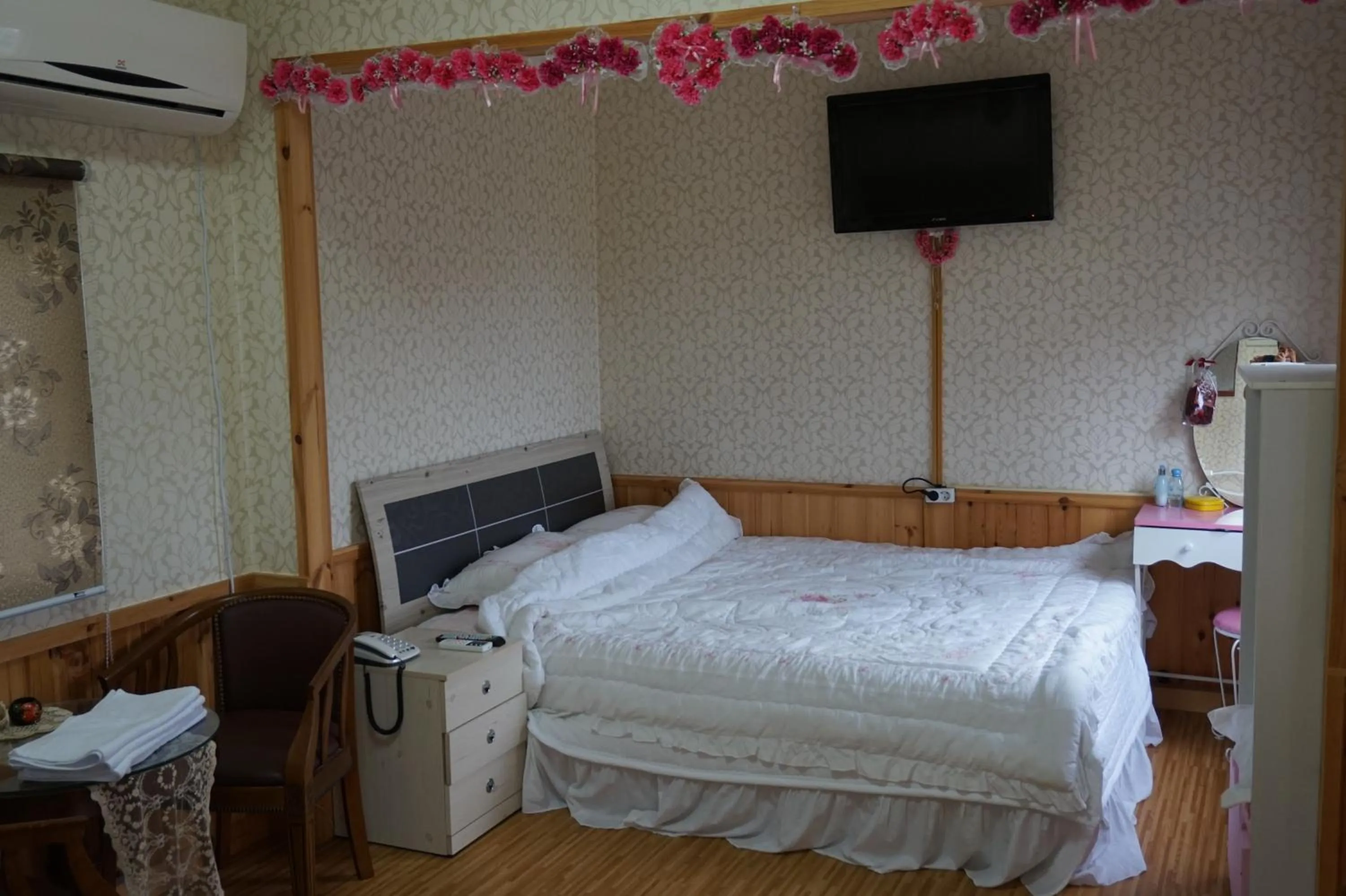 Decorative detail, Bed in Jeju Feel House