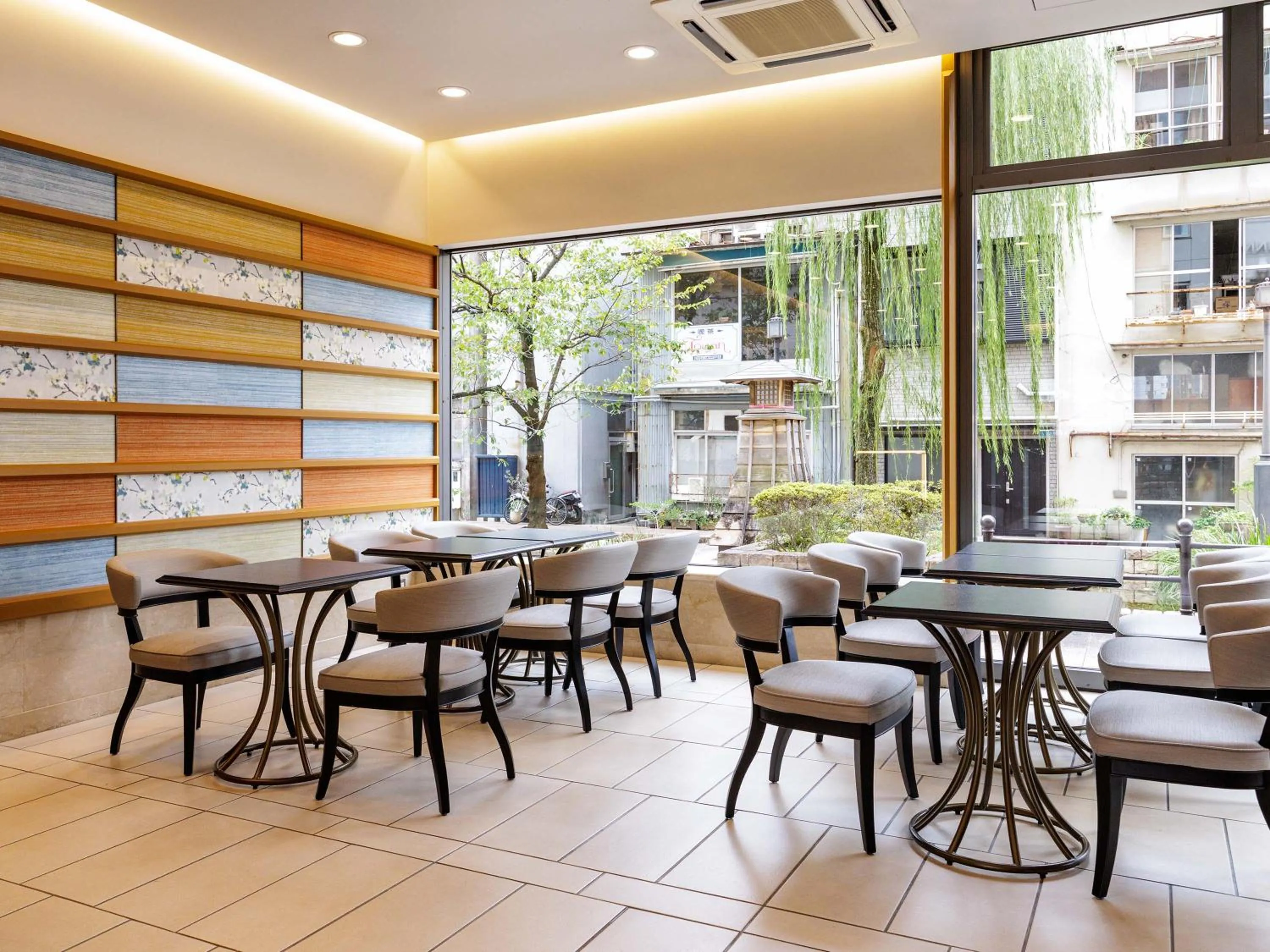 Lobby or reception in Nishitetsu Inn Kochi Harimayabashi