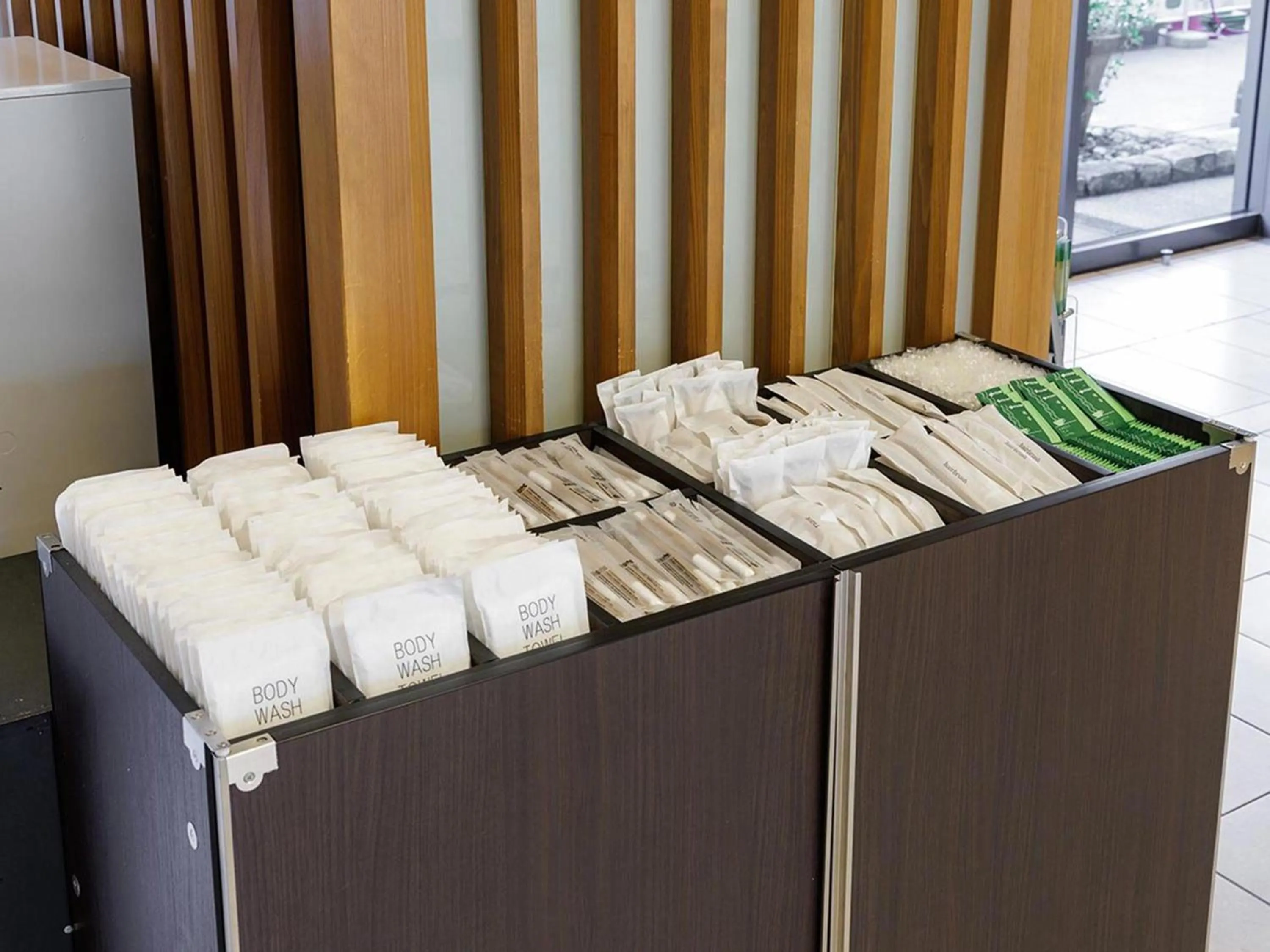 room service in Nishitetsu Inn Kochi Harimayabashi