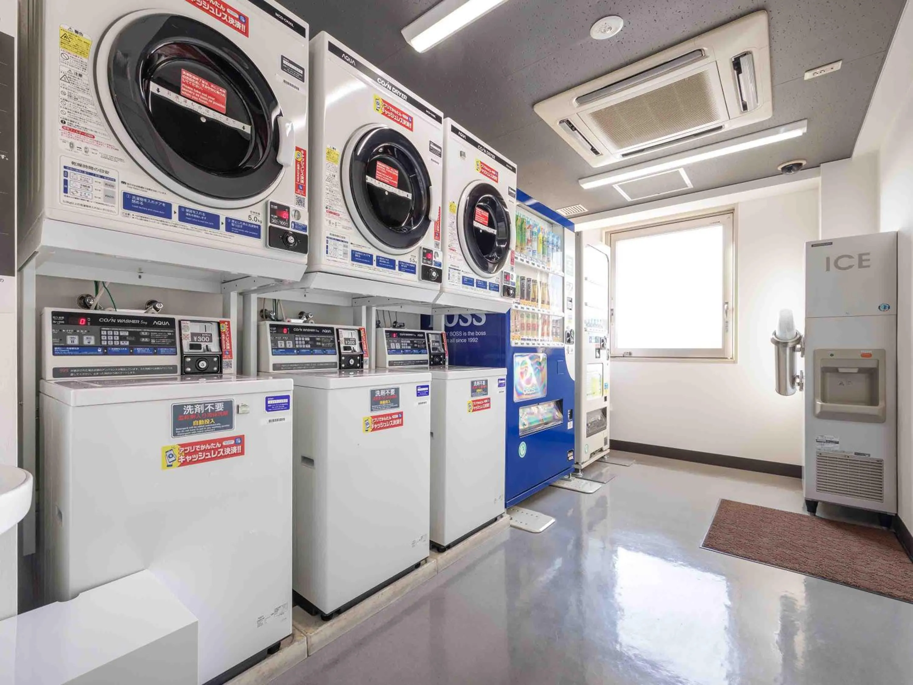 Area and facilities in Nishitetsu Inn Kochi Harimayabashi