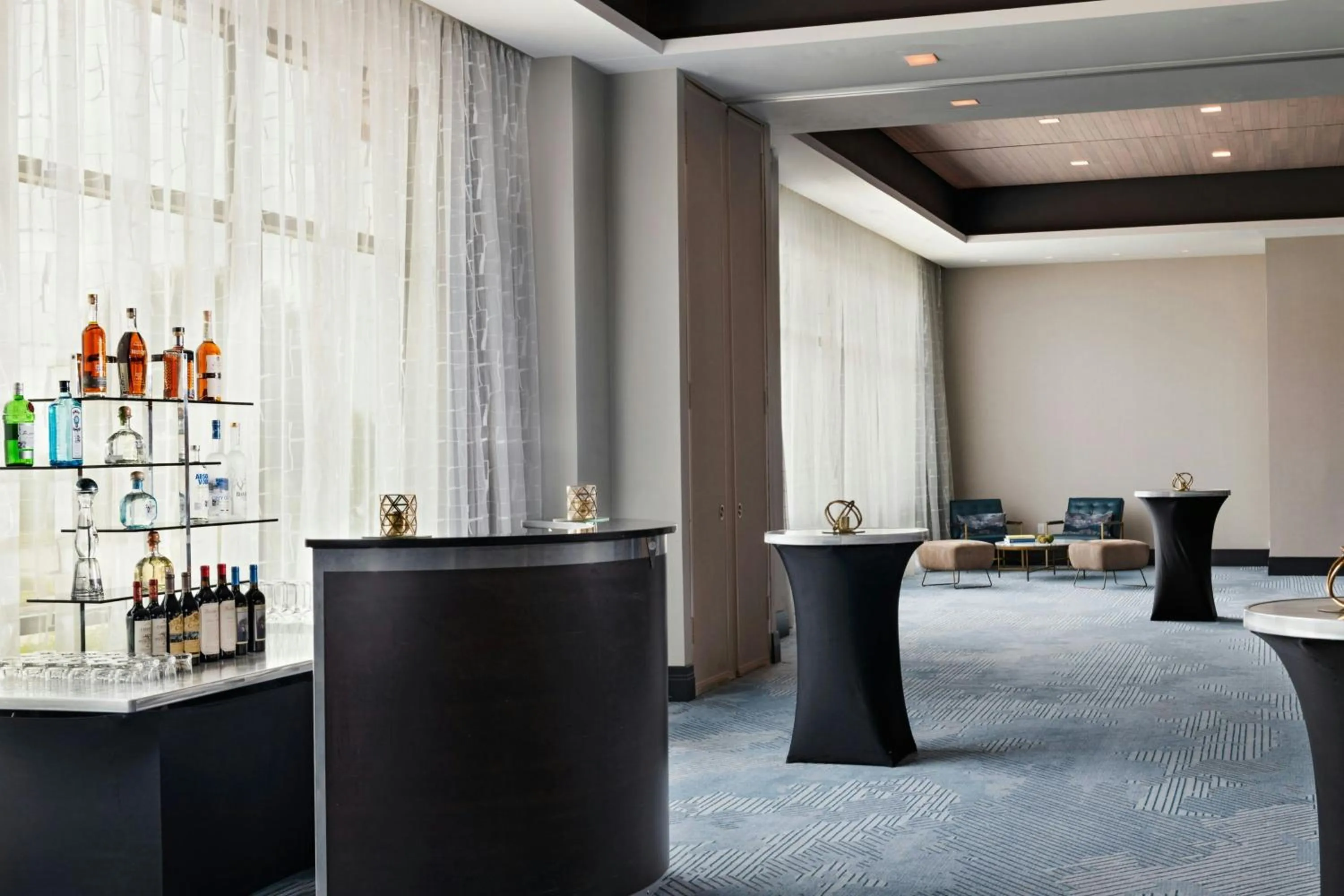 Lobby or reception in The Westin Dallas Southlake