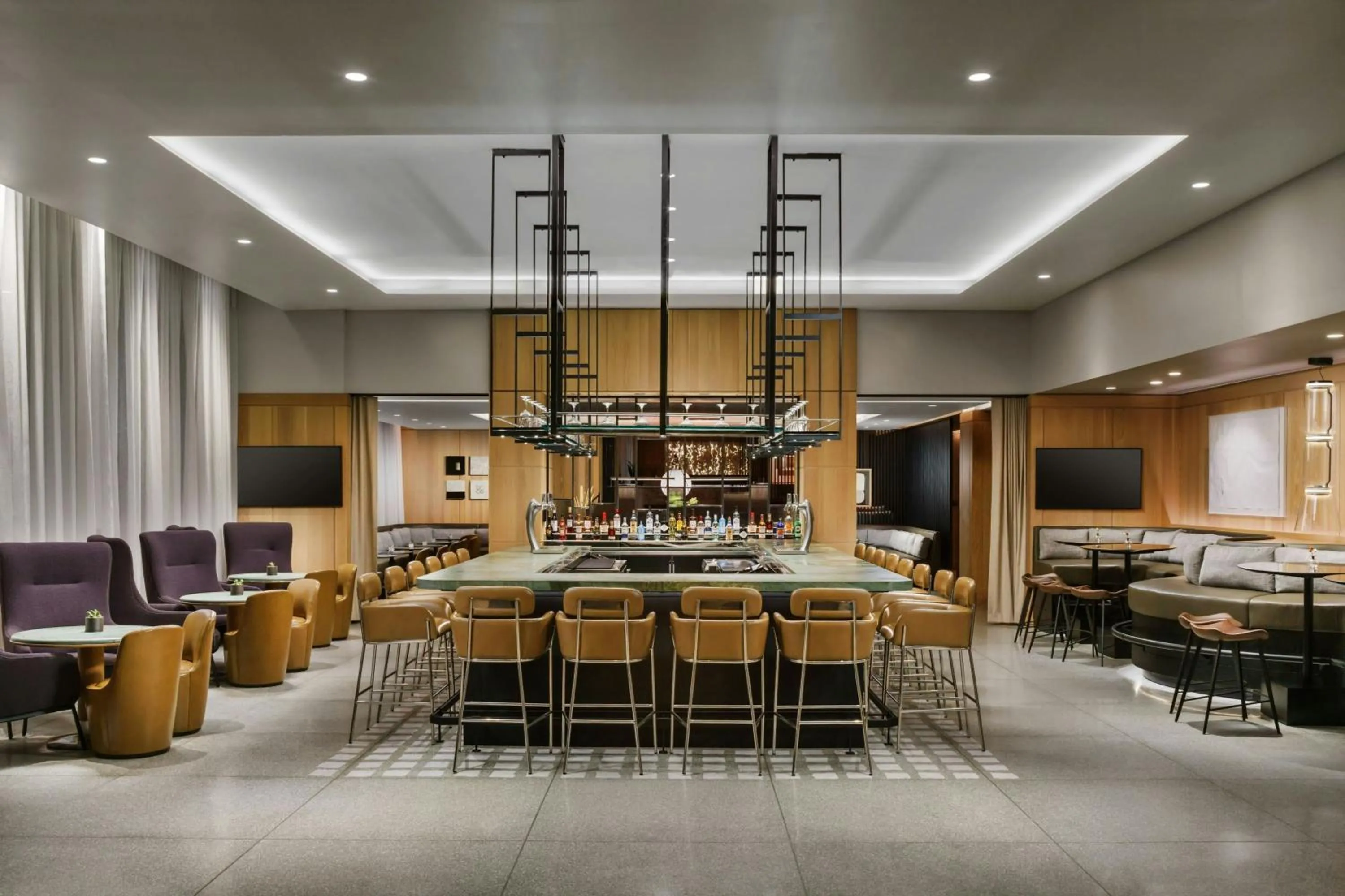 Lounge or bar in AC Hotel by Marriott Bethesda Downtown