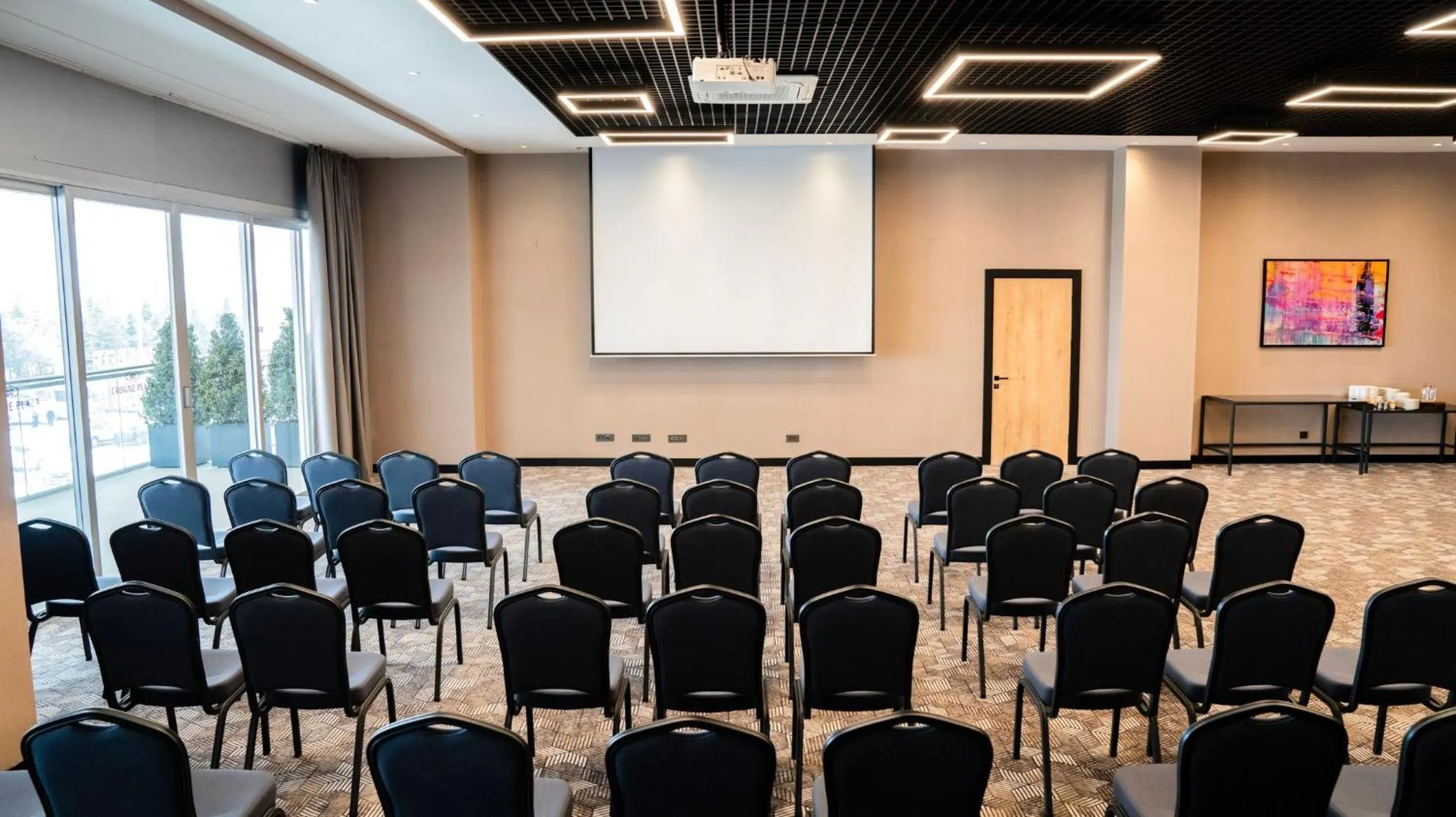 Meeting/conference room in Crowne Plaza Ankara by IHG