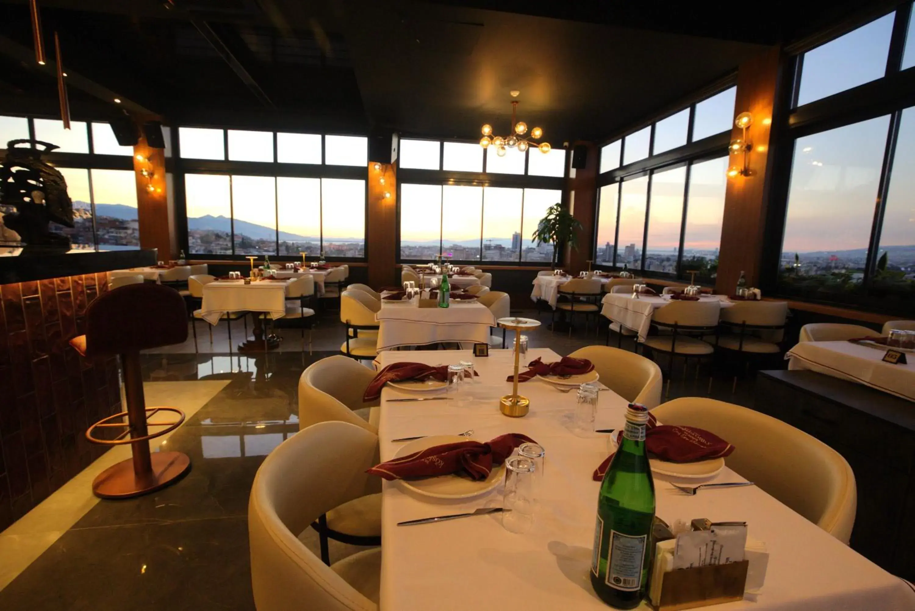 Restaurant/places to eat in Best Western Izmir Hotel Restaurant/places to eat in Best Western Izmir Hotel