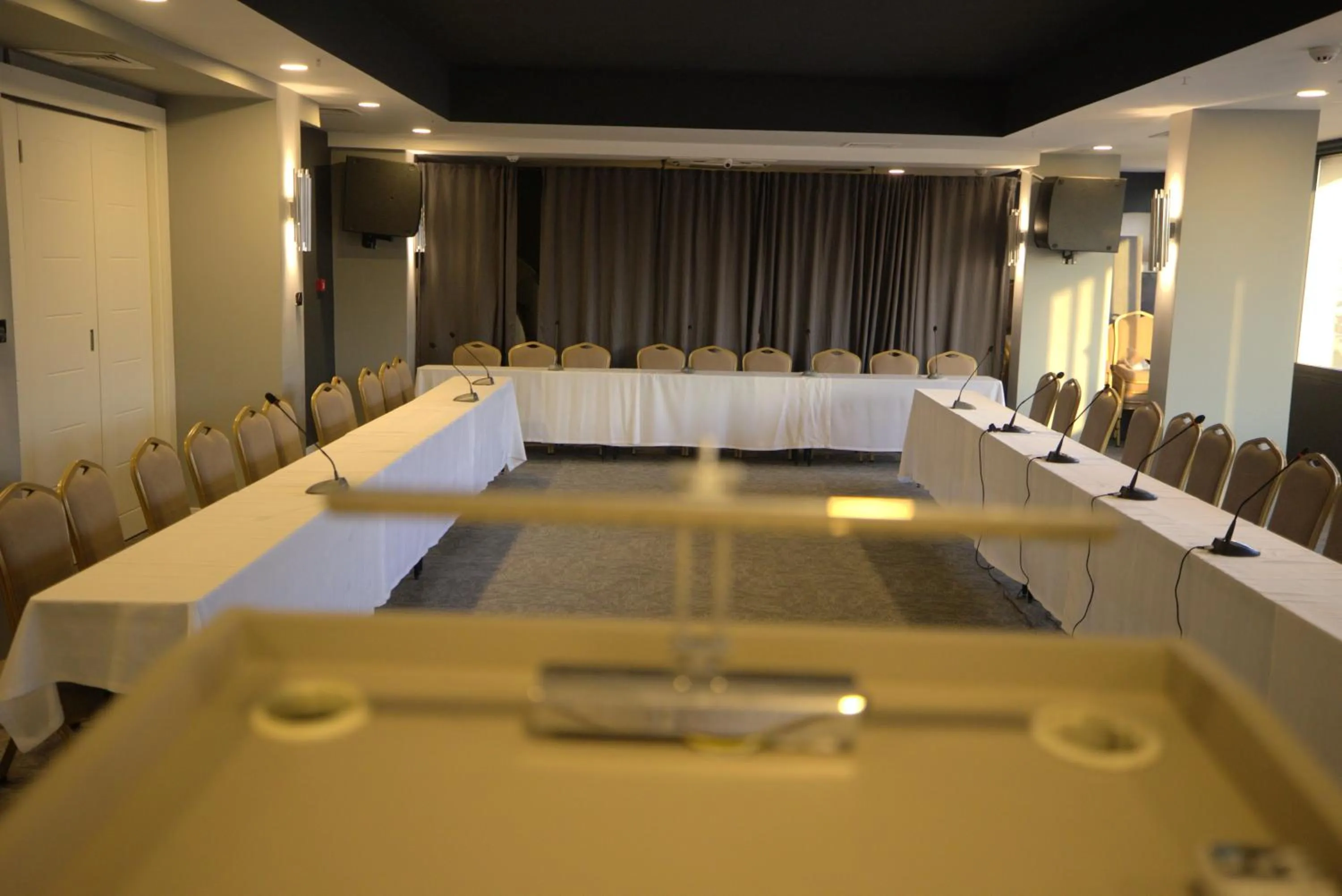 Meeting/conference room in Best Western Izmir Hotel