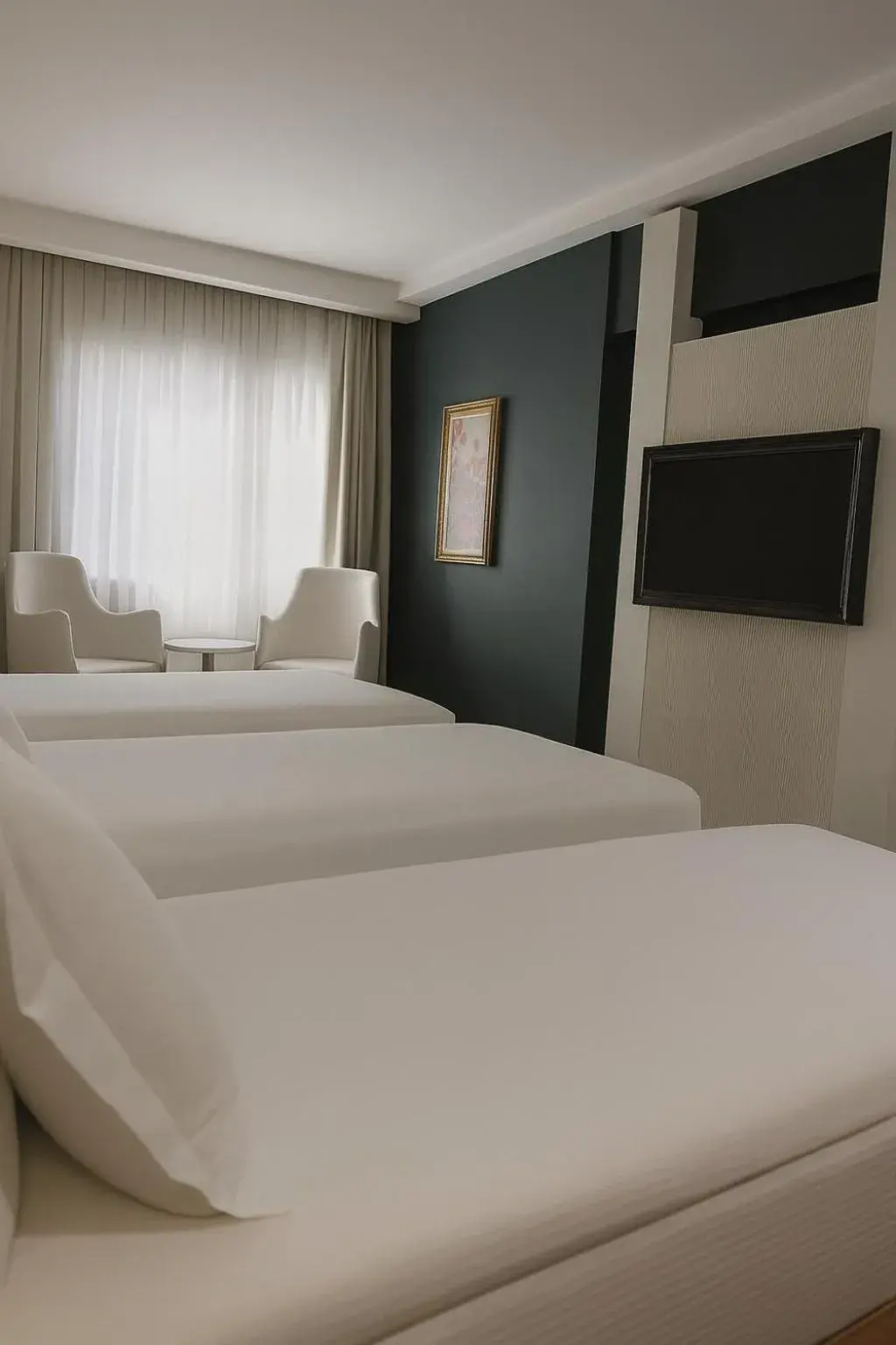 Bed in Best Western Izmir Hotel Bed in Best Western Izmir Hotel