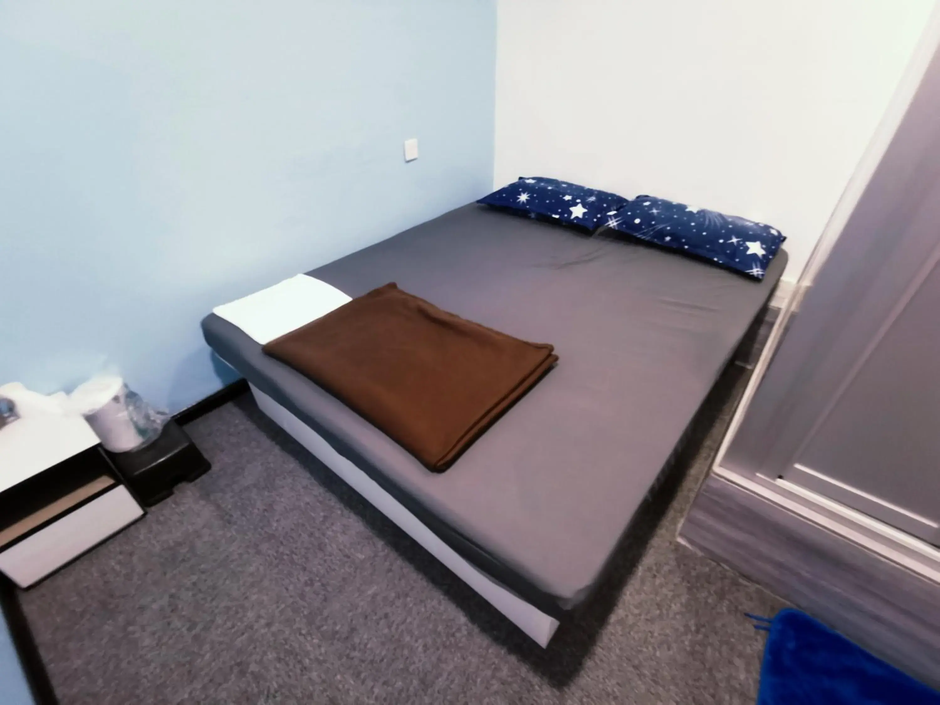 Double Room - single occupancy in Marvel Suite ABNB Double Room - single occupancy in Marvel Suite ABNB