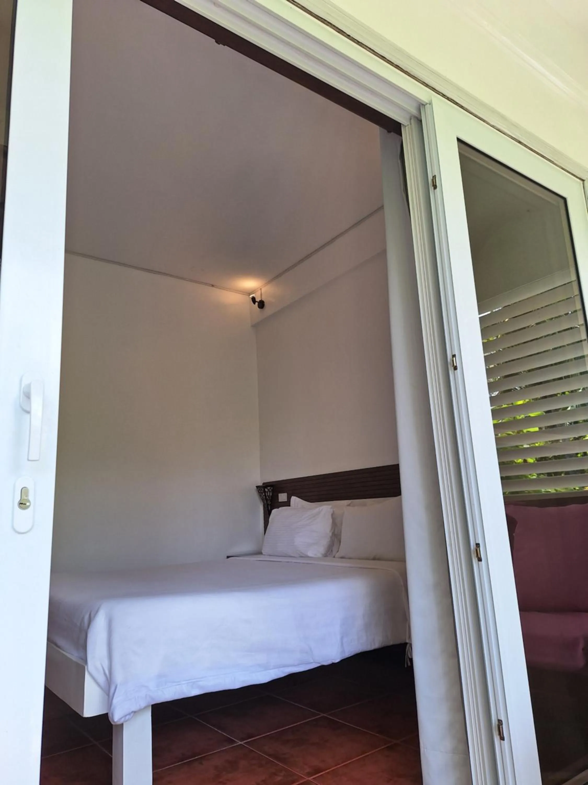 Bed in Lanterna Hotel Boracay