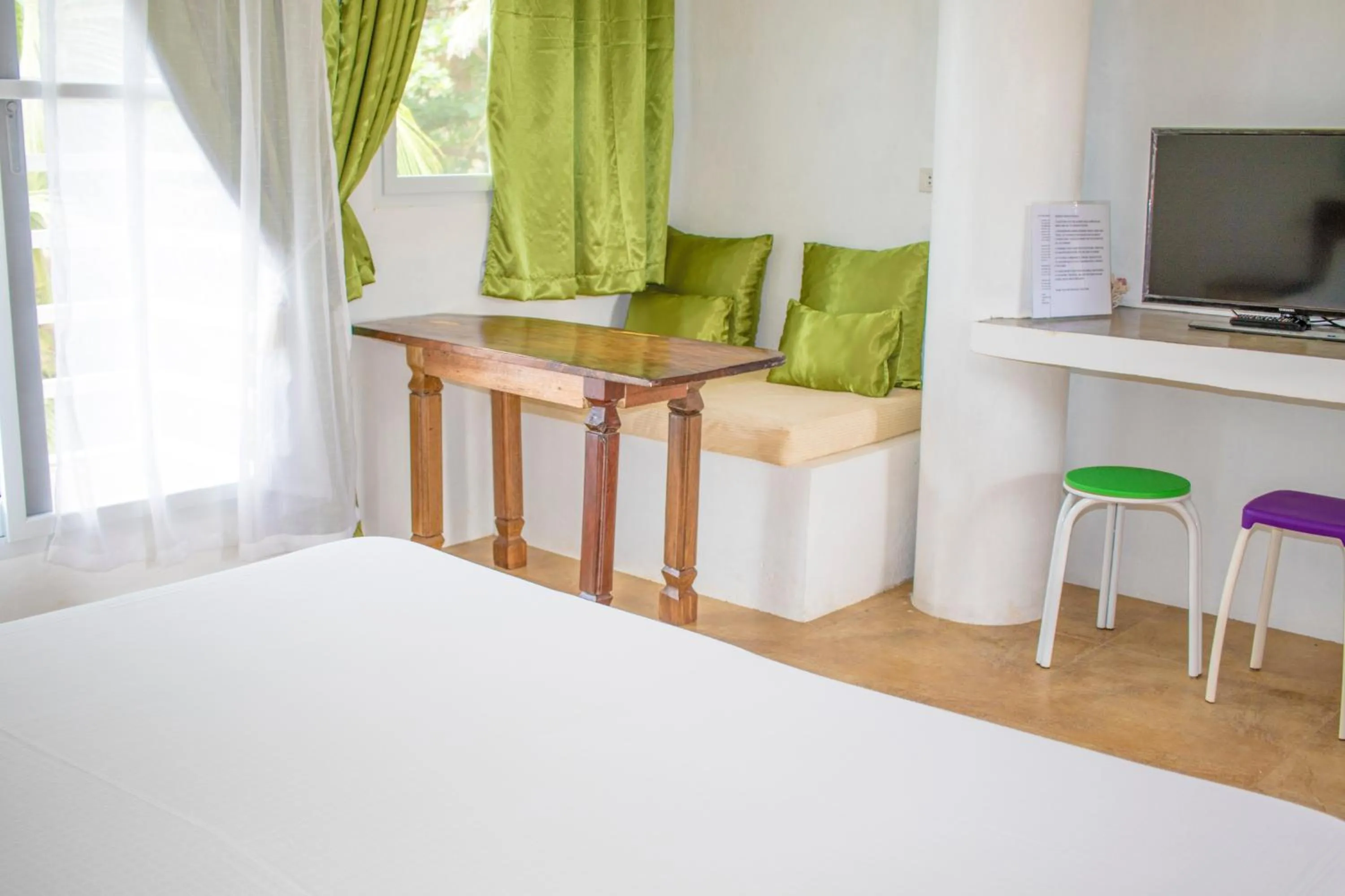 Bed in Lanterna Hotel Boracay