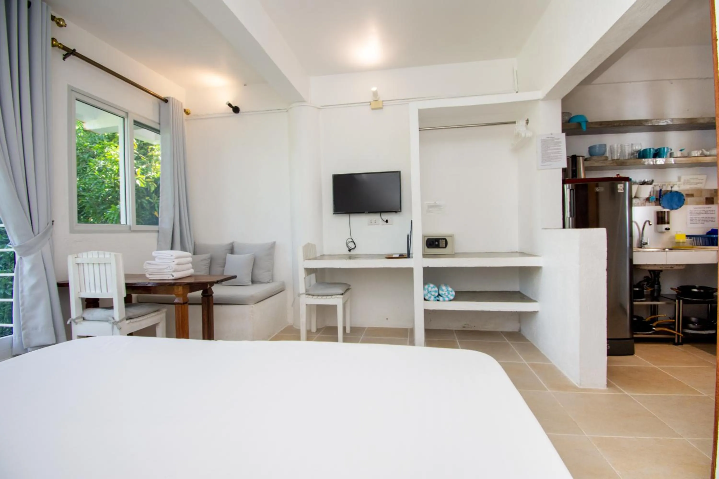 Bed in Lanterna Hotel Boracay