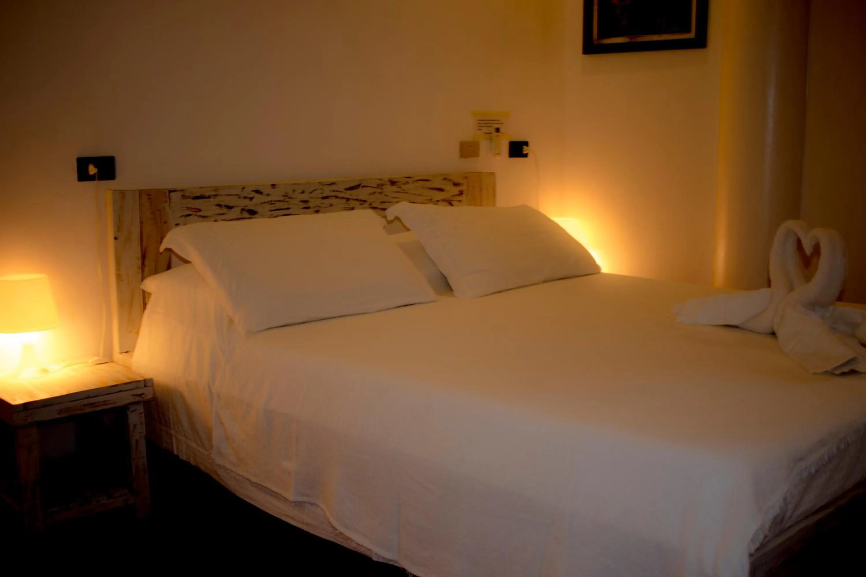 Bed in Lanterna Hotel Boracay