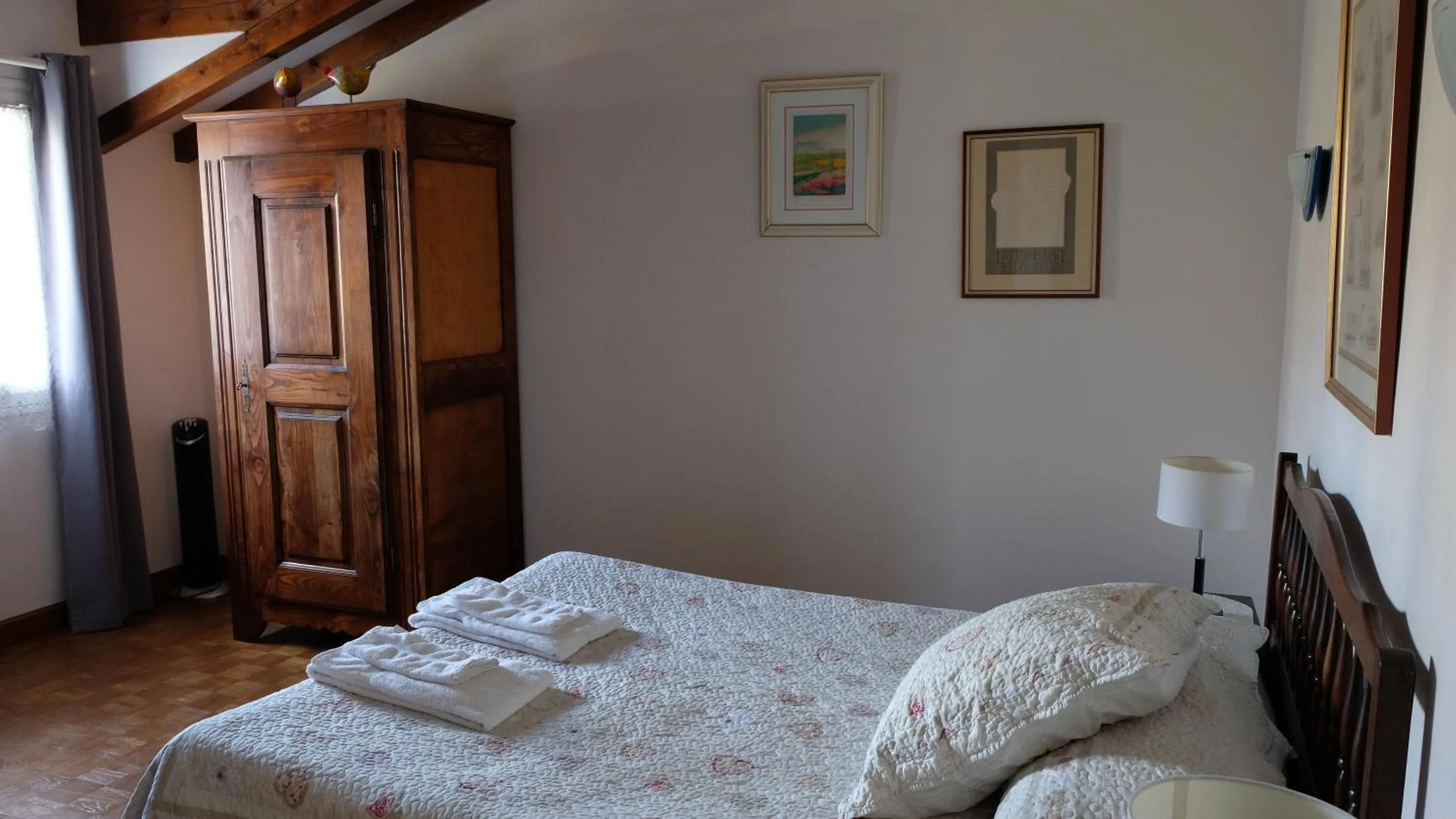 Photo of the whole room, Bed in Chambres d'Hôtes Garicoitz