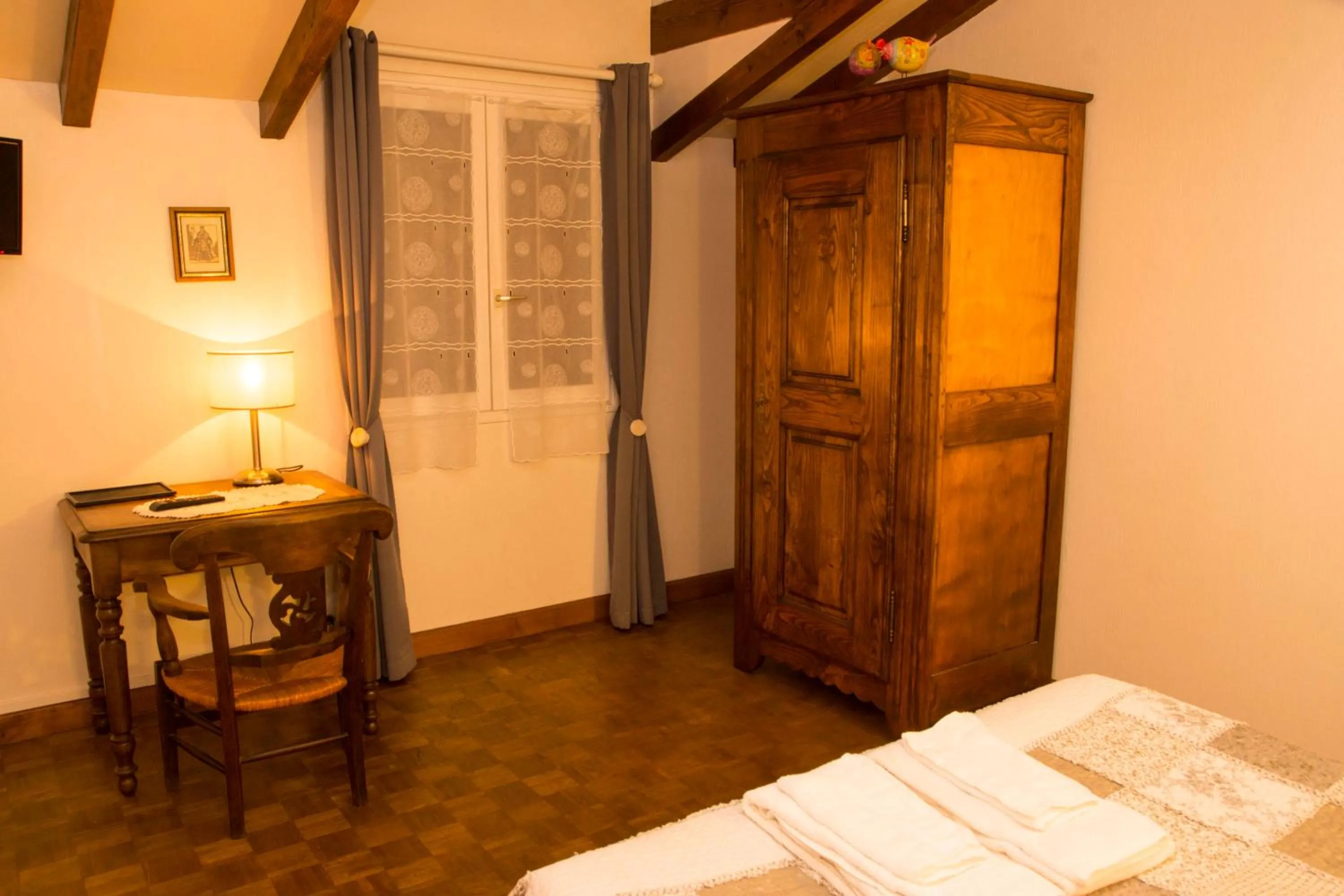 Bedroom, Bed in Chambres d'Hôtes Garicoitz