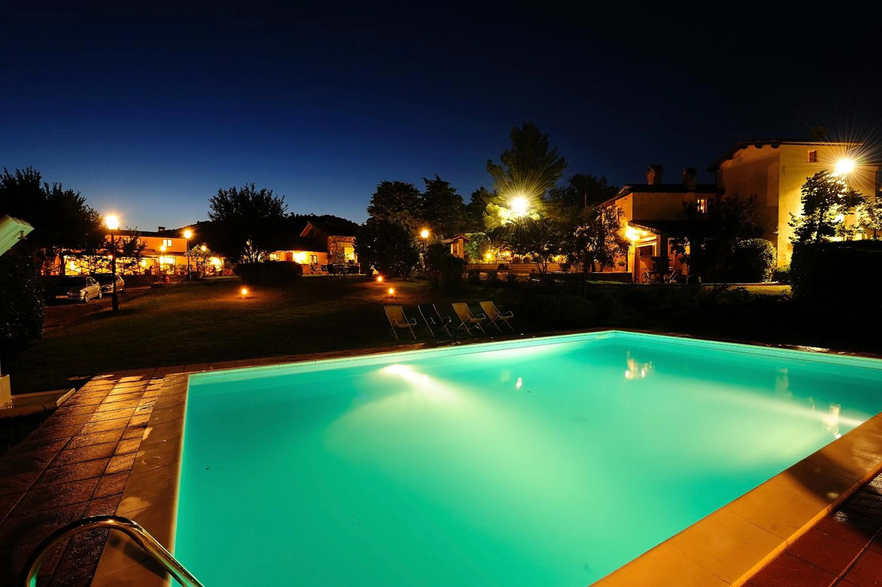 Swimming pool in Borgo Mandoleto - Country Resort & Spa