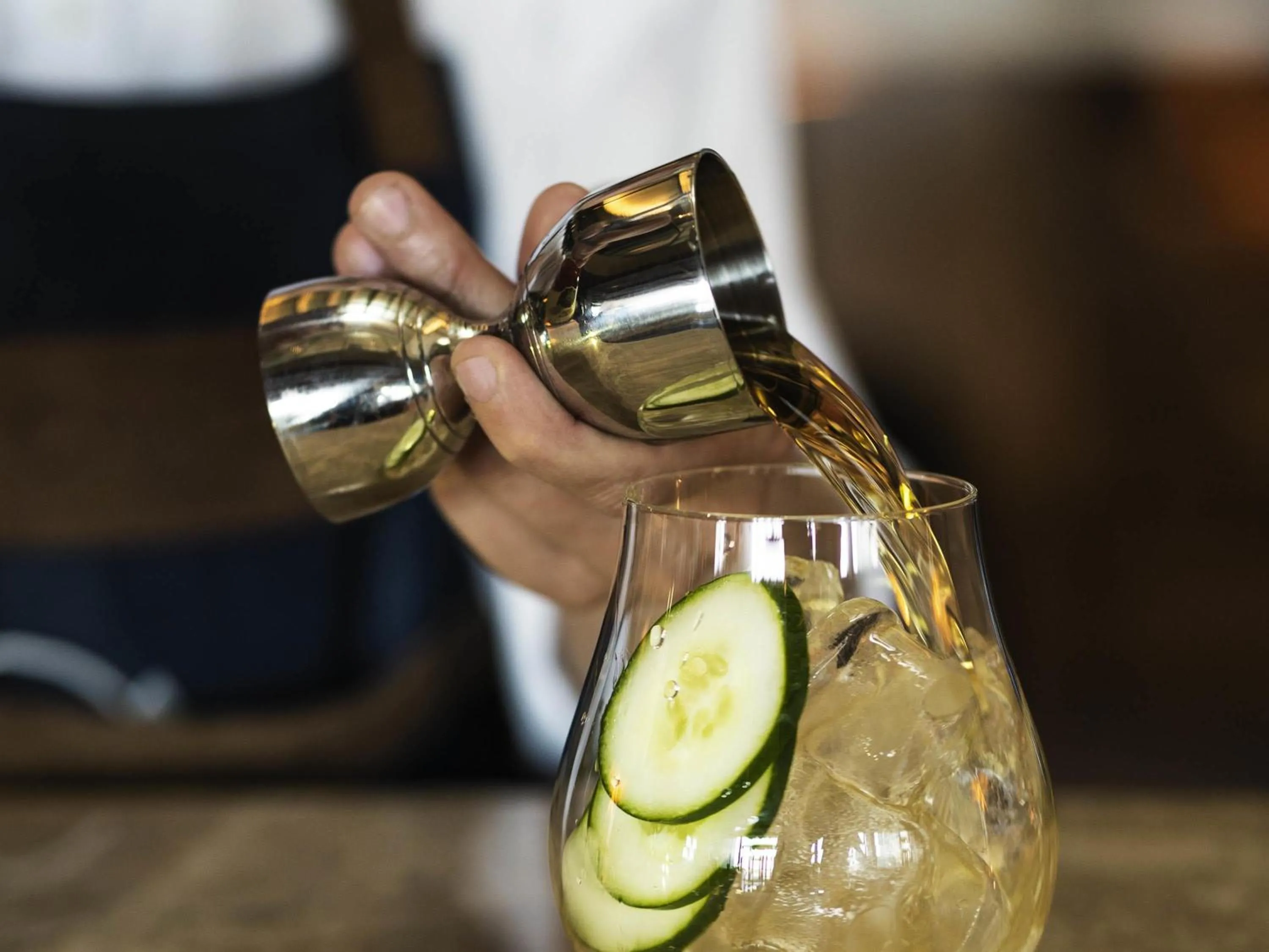 Lounge or bar in Costanero Hotel Montevideo - MGallery Collection