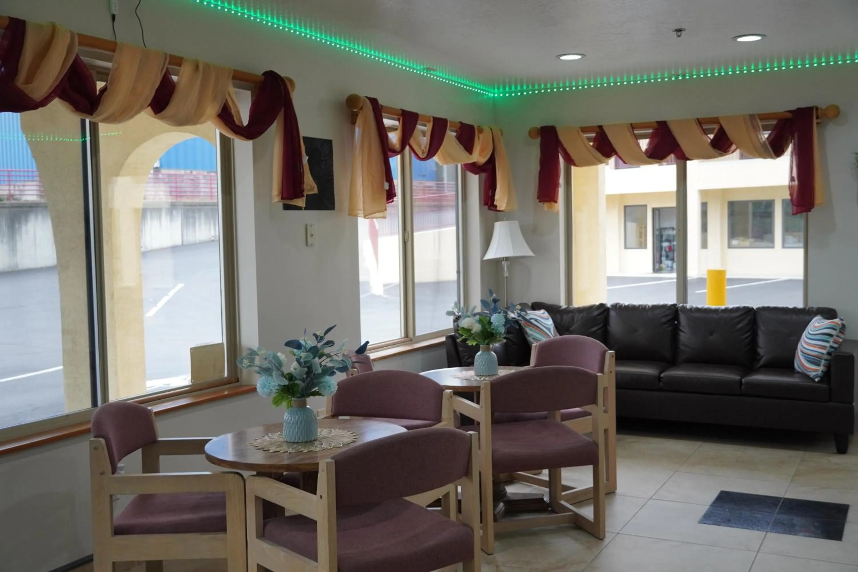 Lobby or reception in Timberland Inn & Suites