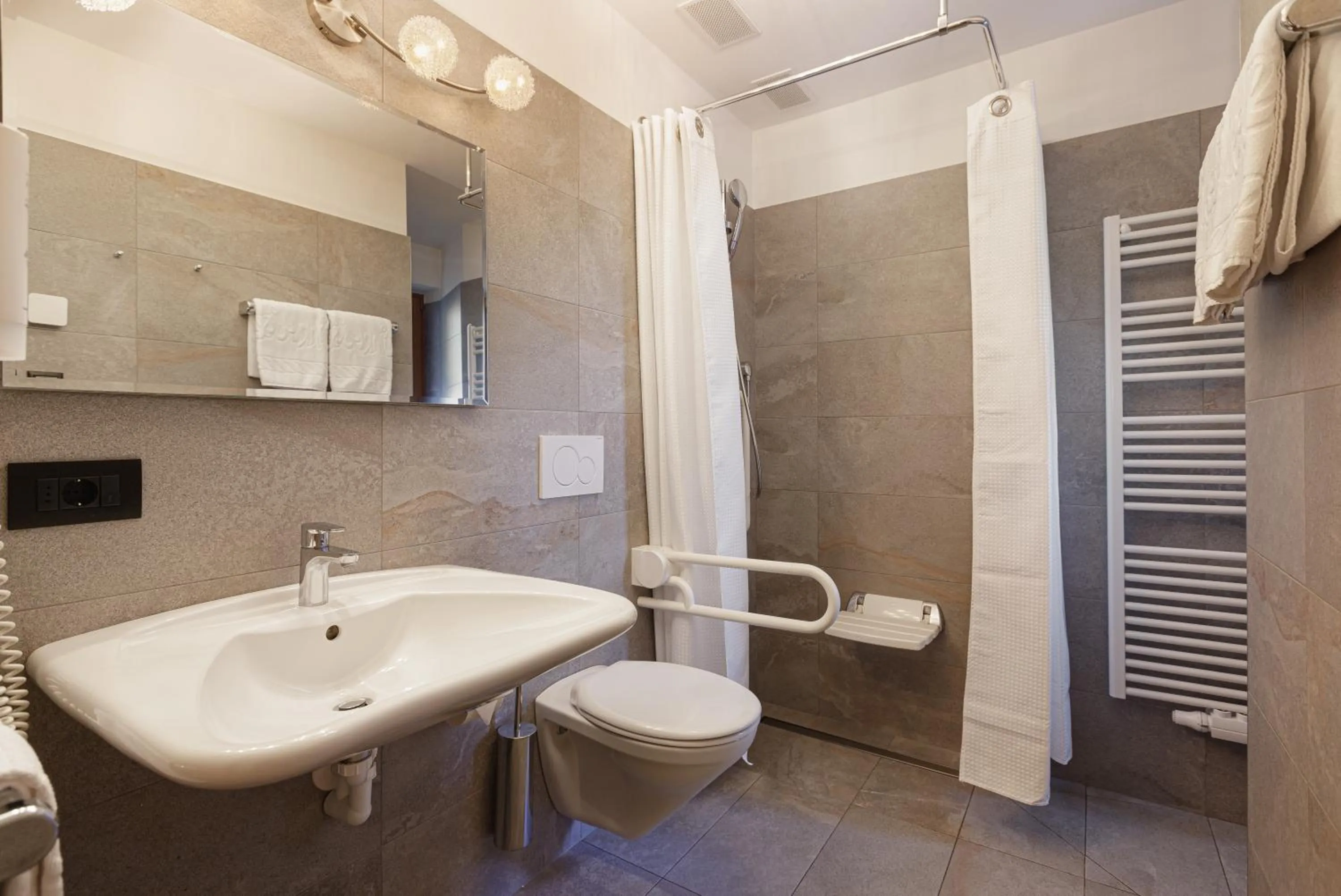 Shower in Chalet Winklwiese