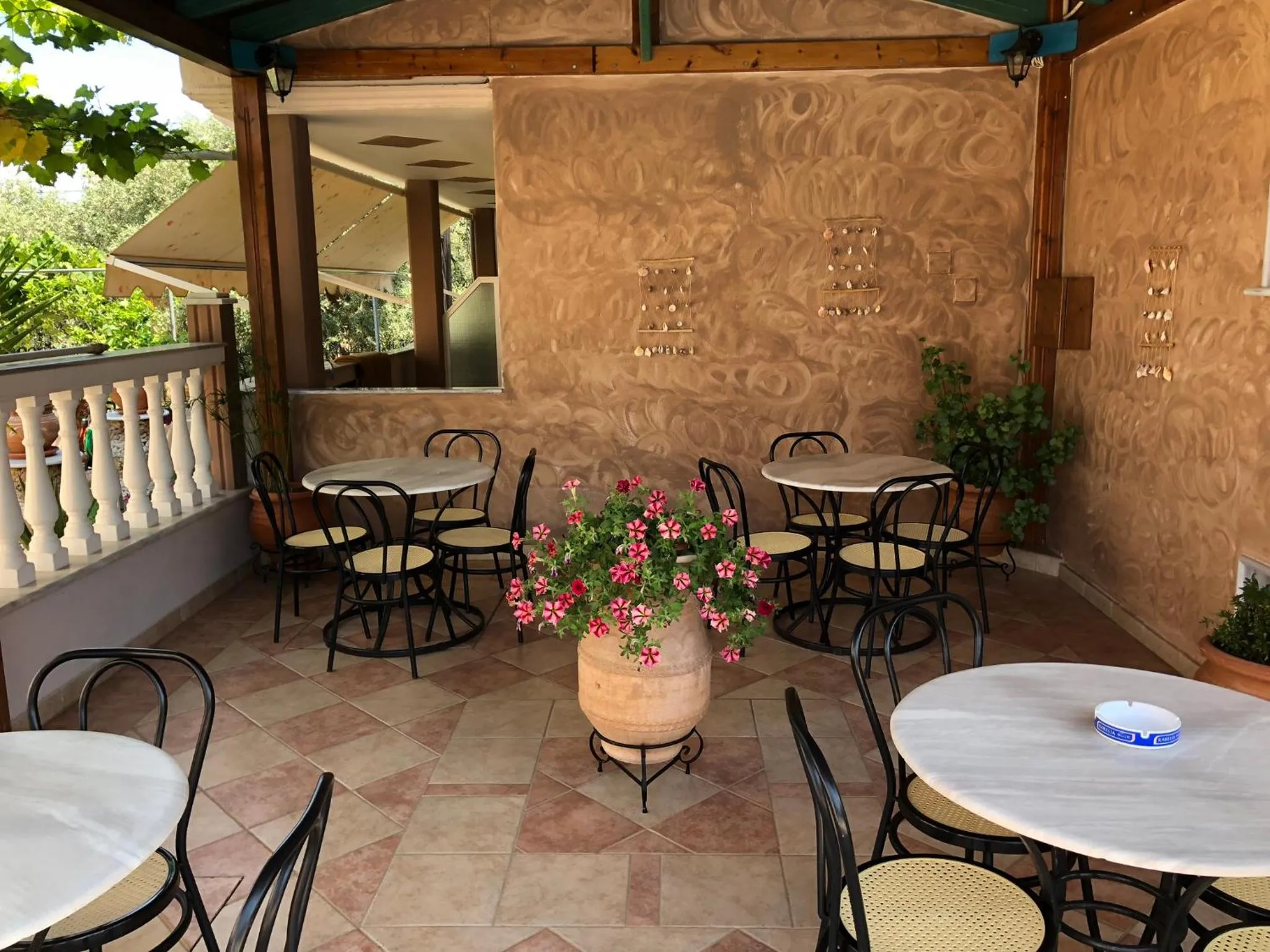 Patio in Villa Mary 1 & fresh!