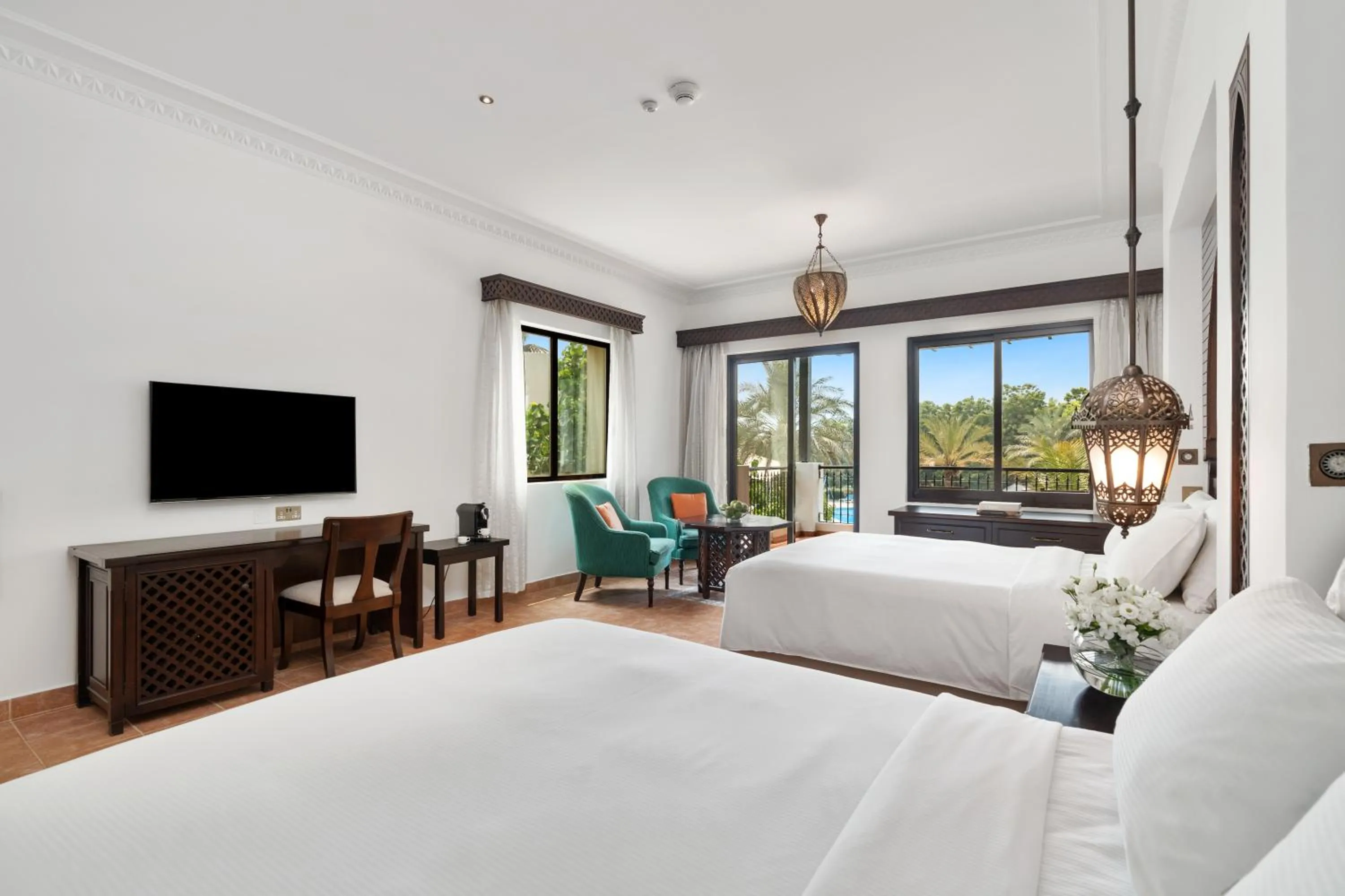 TV and multimedia, Bed in Hilton Ras Al Khaimah Beach Resort