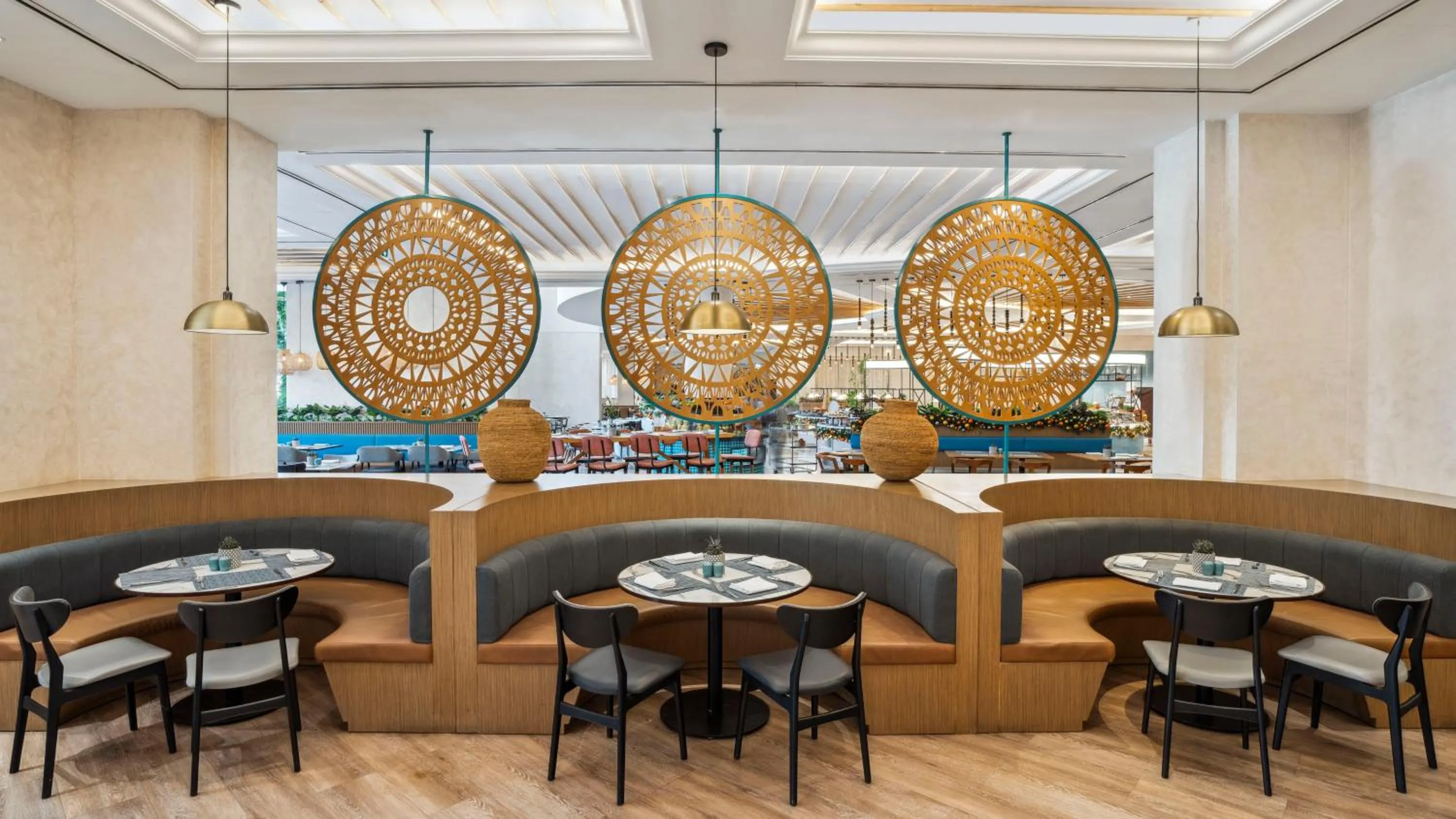 Restaurant/places to eat in Hilton Ras Al Khaimah Beach Resort