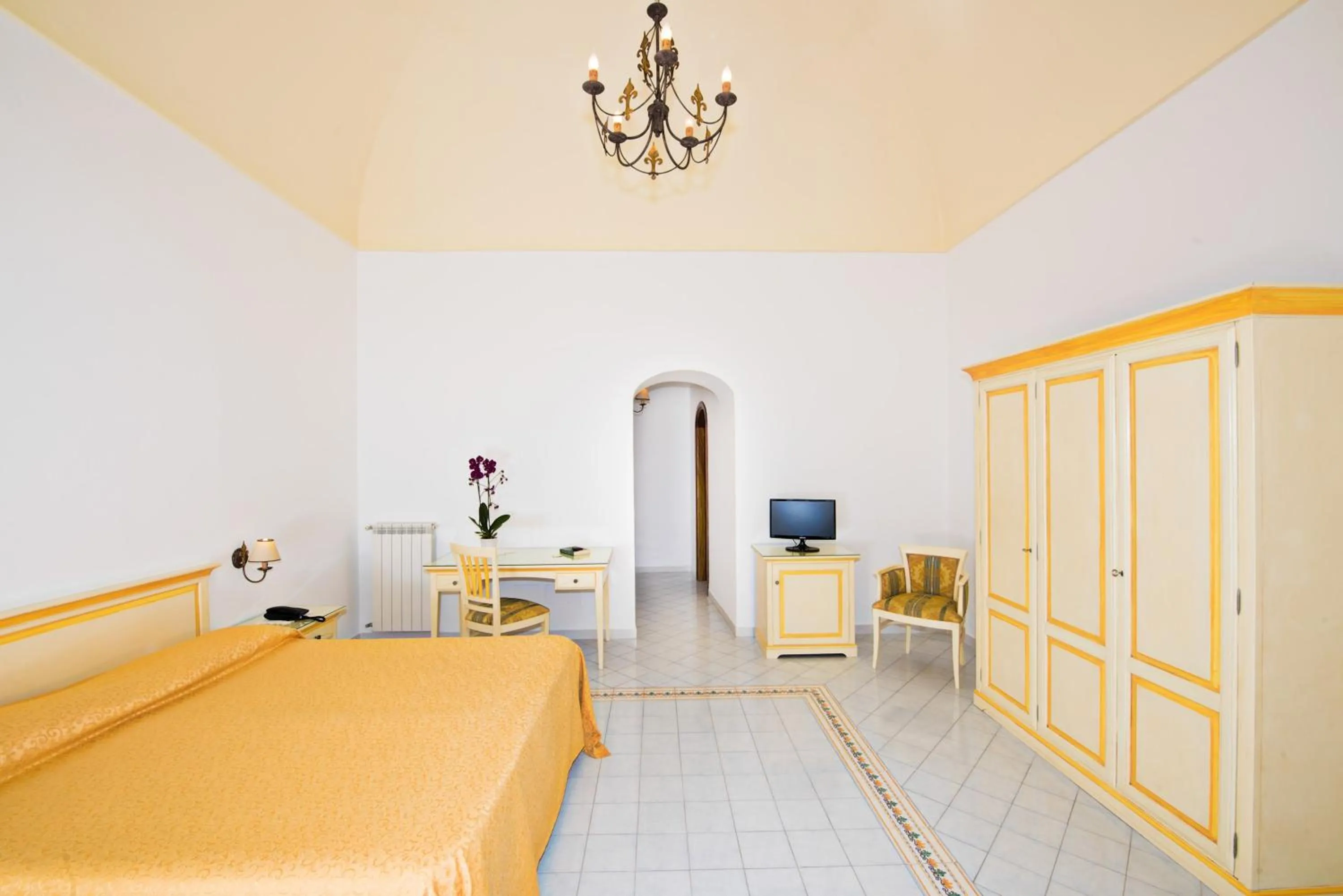 Bedroom, Bed in Albergo California