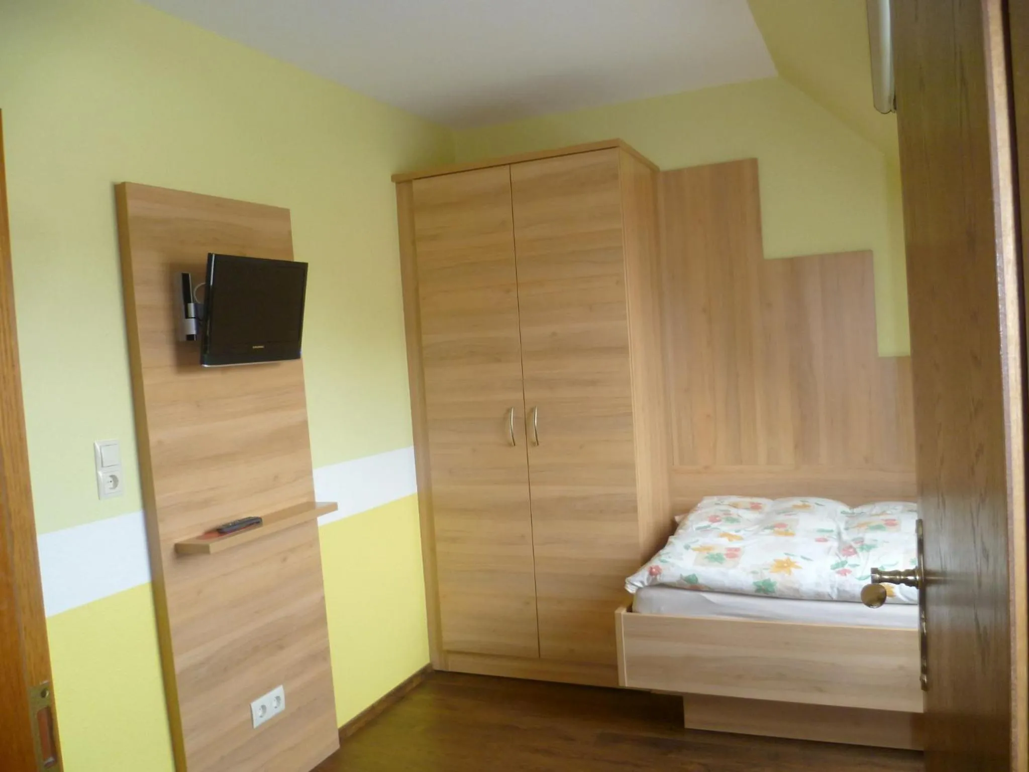 Bed in Hotel Thünenhof