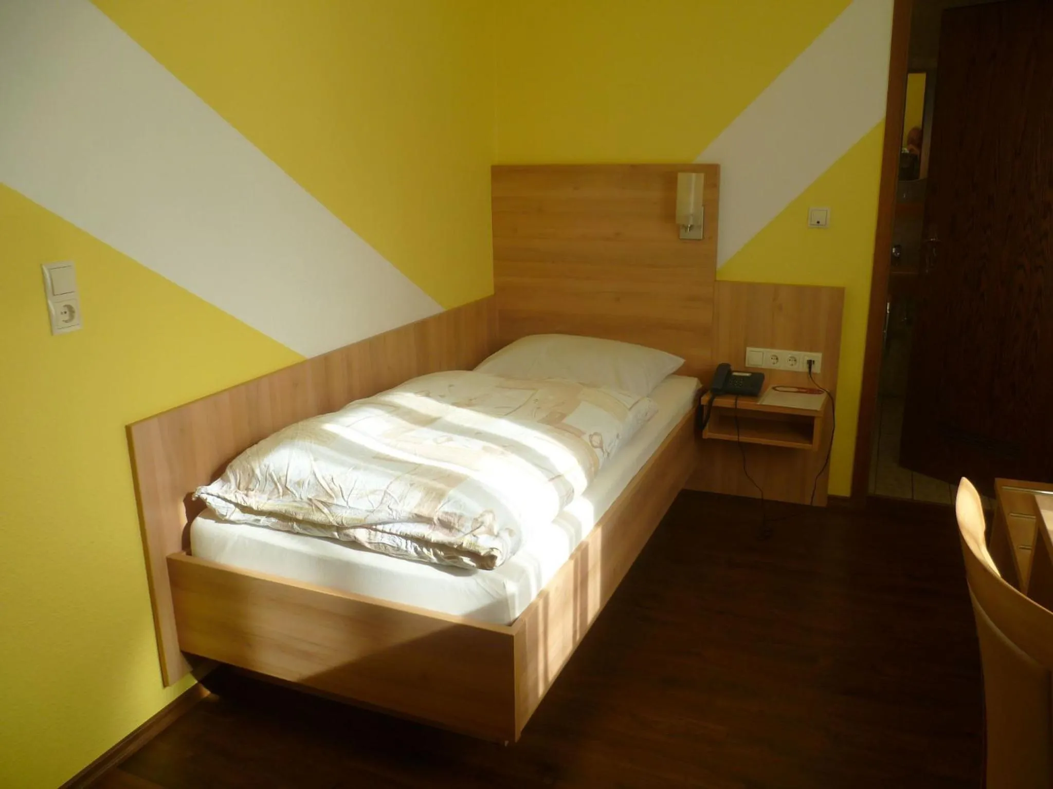 Bed in Hotel Thünenhof