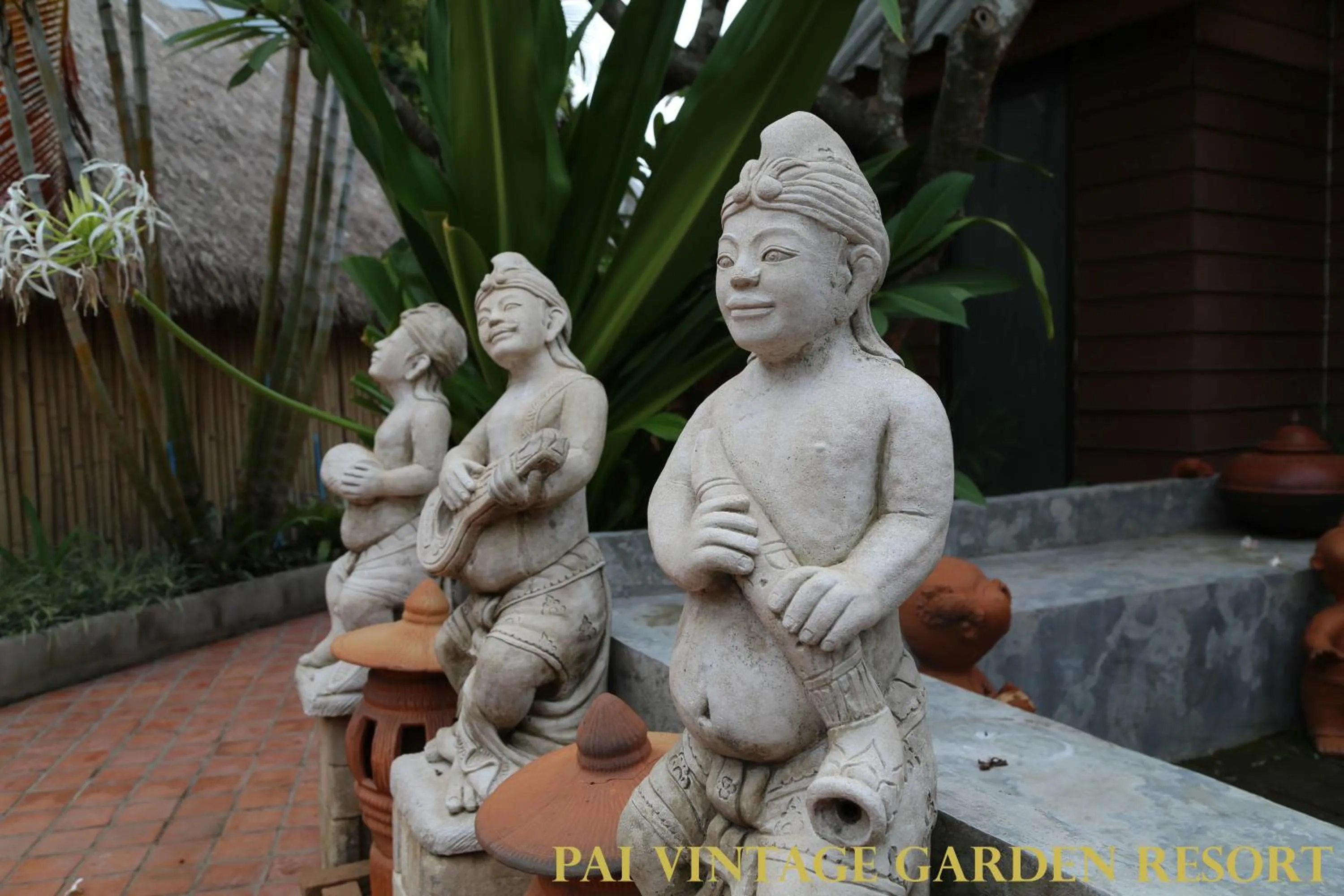 Facade/entrance in Pai Vintage Garden Resort