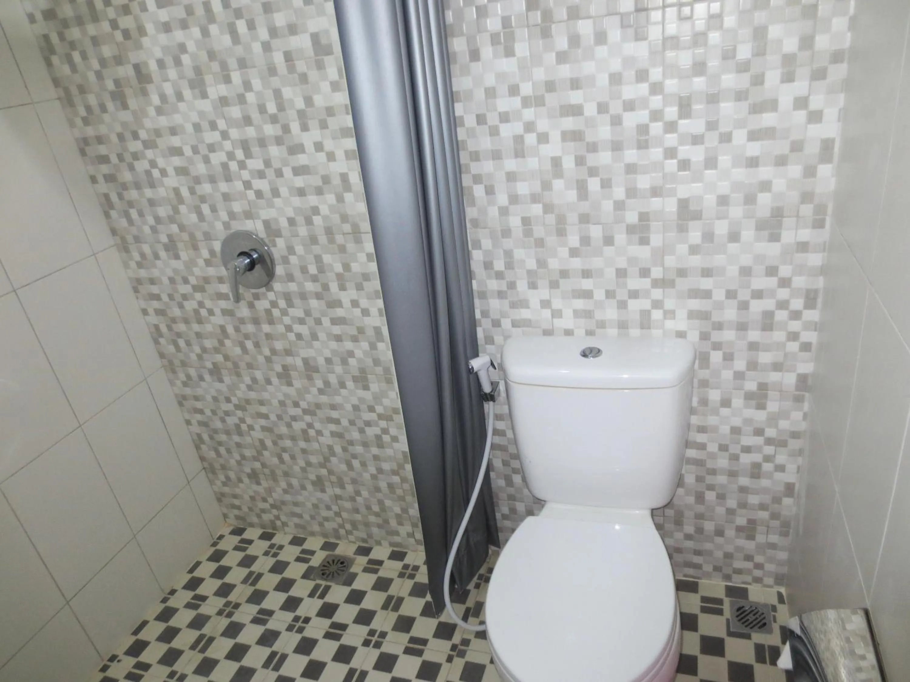 Bathroom in Putri Homestay