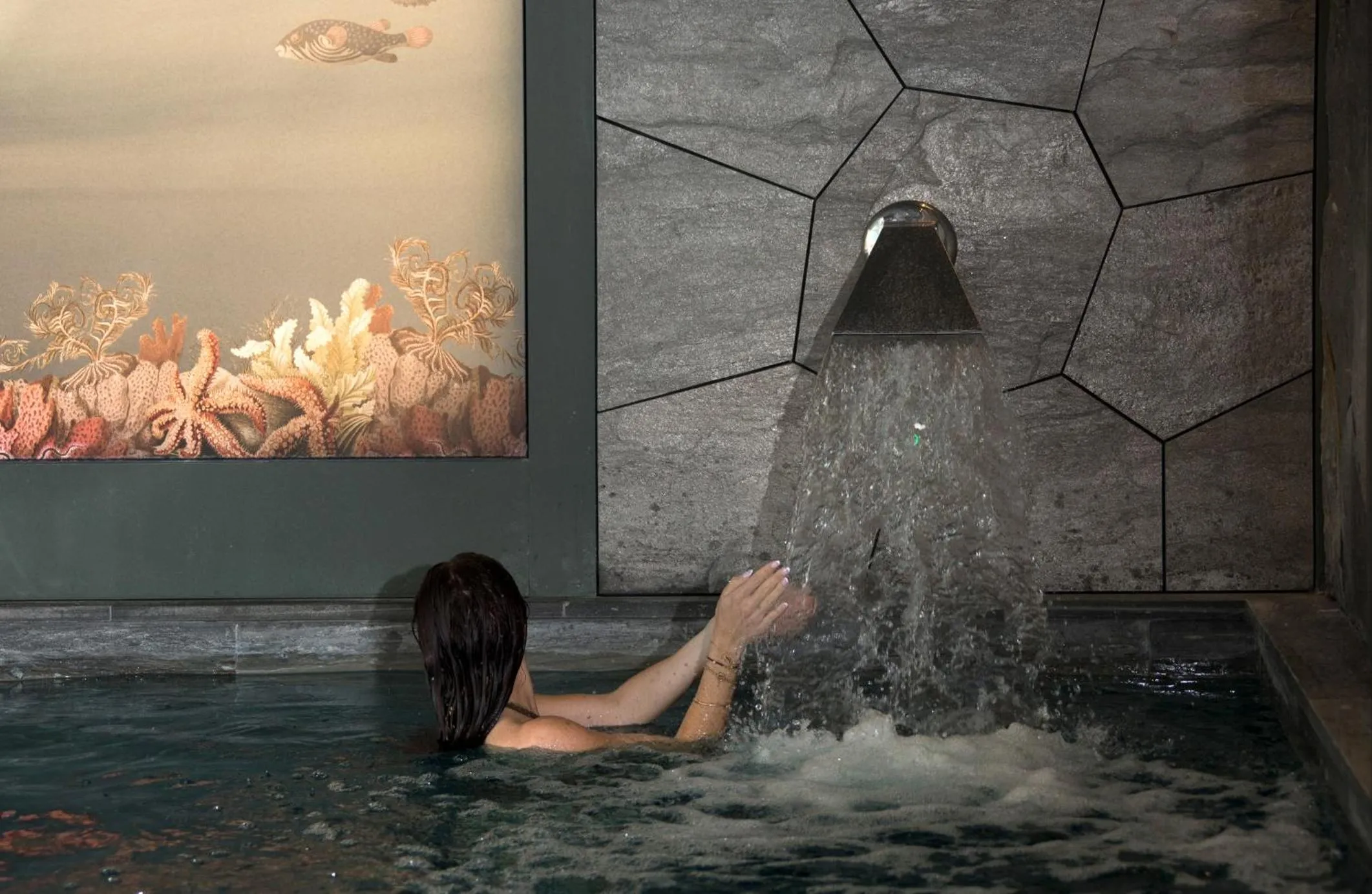 Swimming pool in La Demeure Montaigne