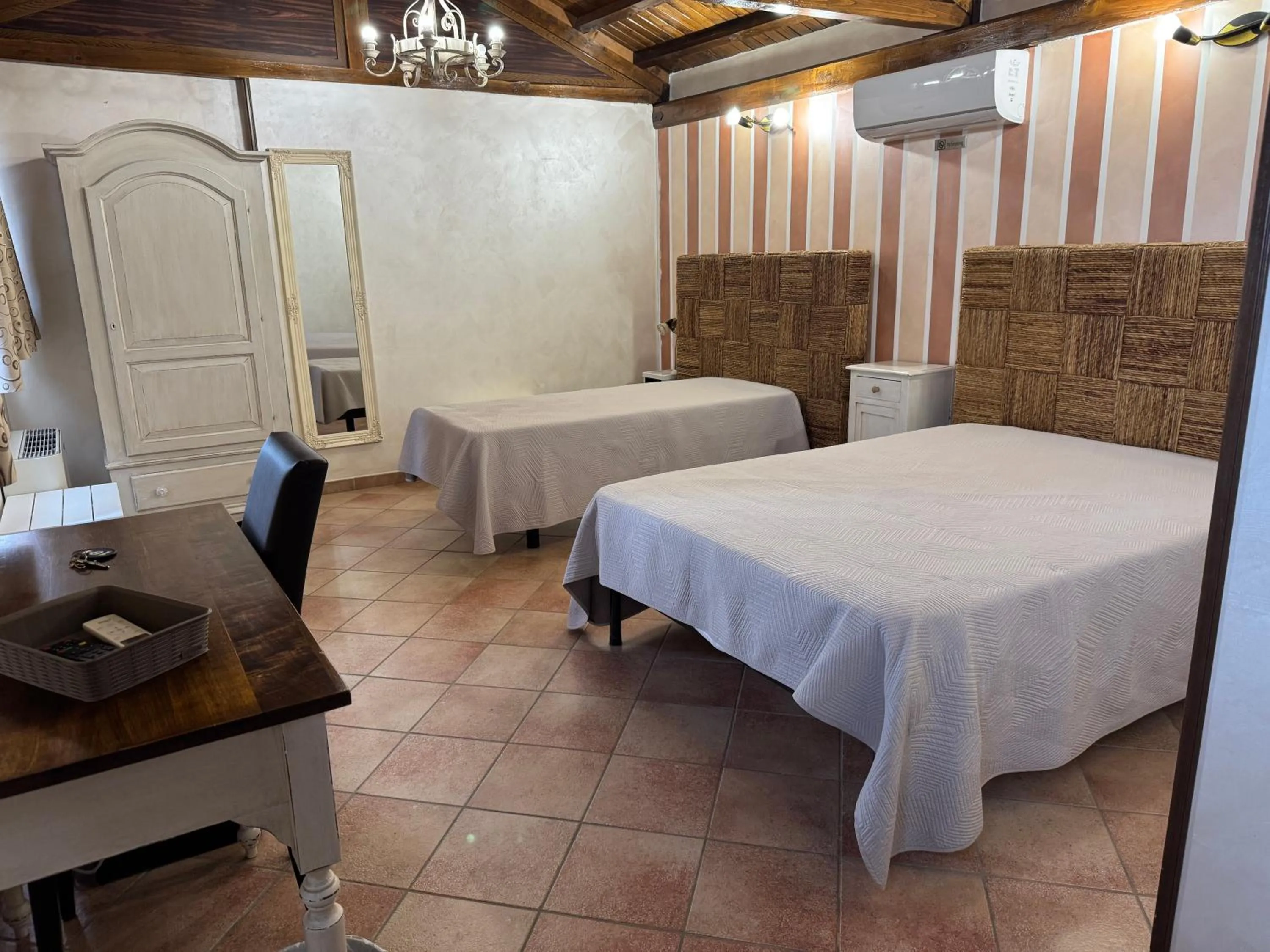 Bedroom, Bed in B&B oasi di mamma clara