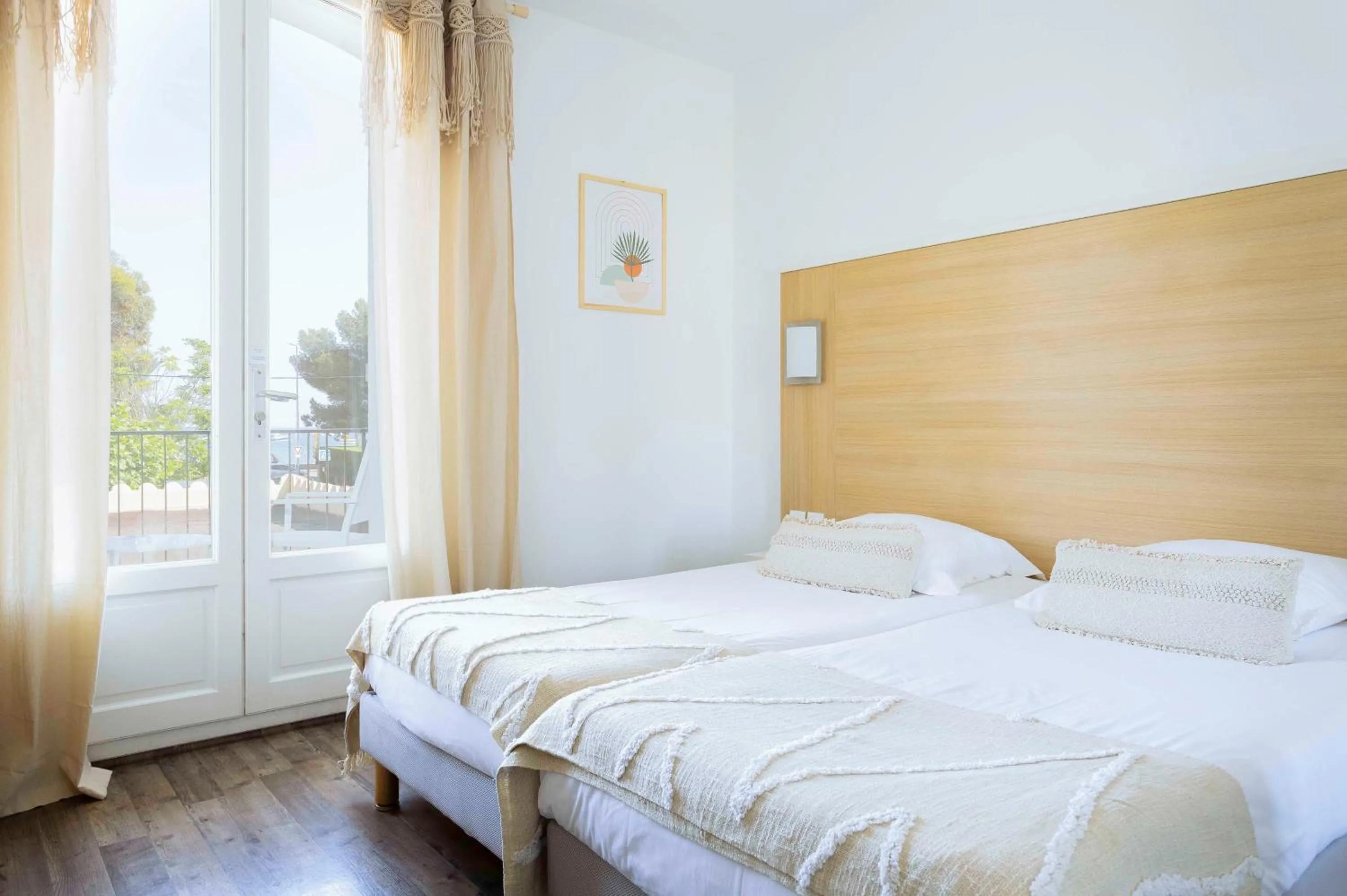 Bed in Le Relais d'Agay