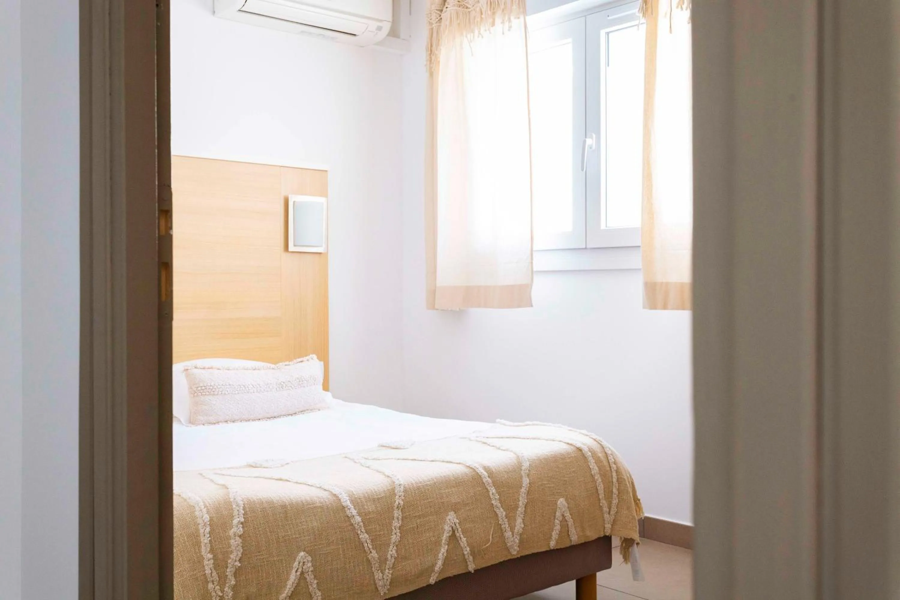 Bedroom, Bed in Le Relais d'Agay