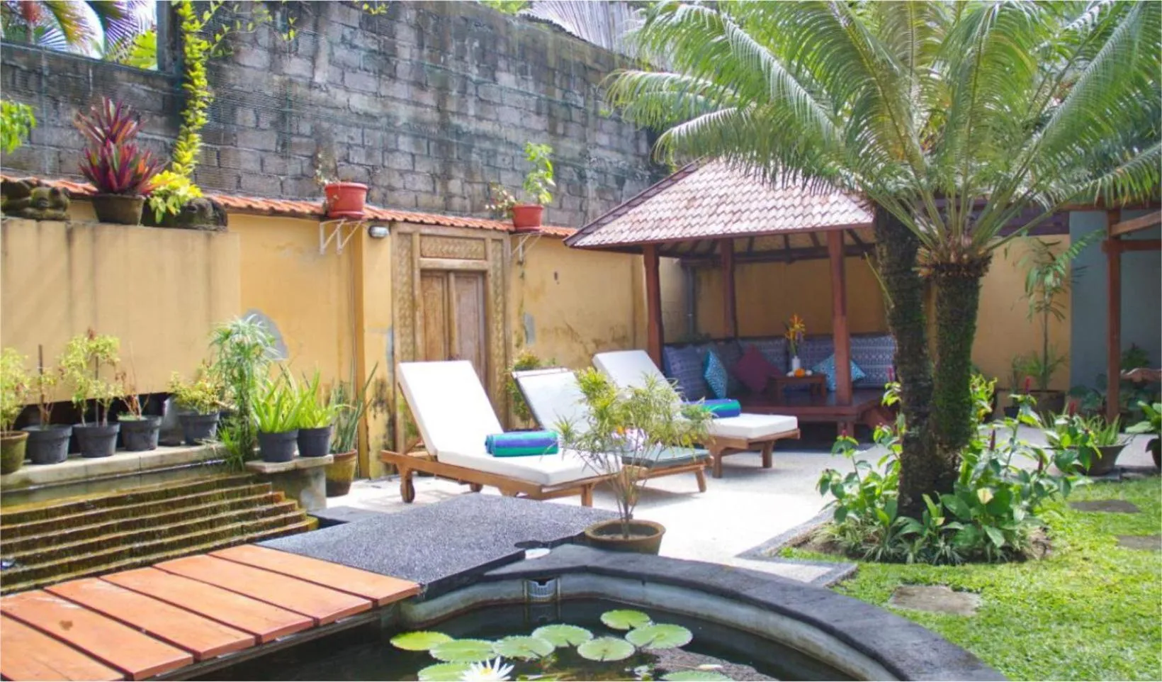 Property building in Villa Naga Maya