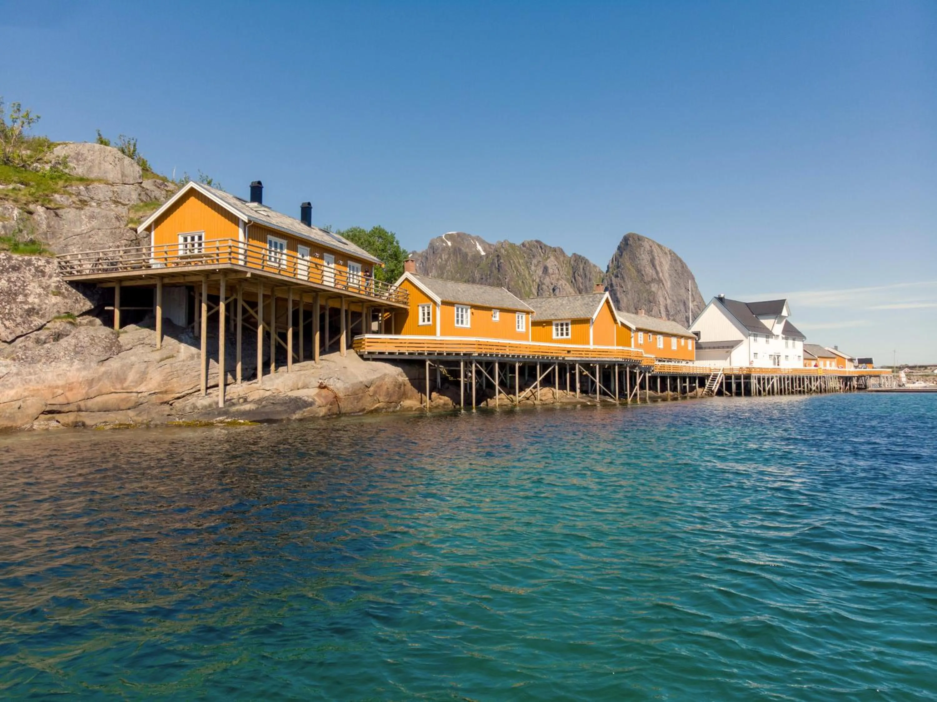 Property building in Sakrisøy Rorbuer