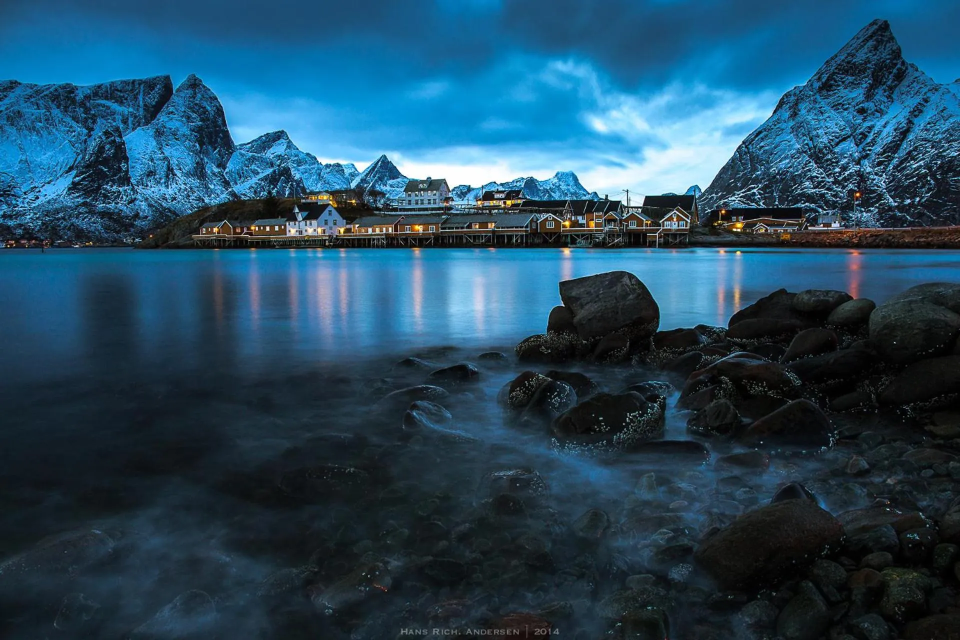 Natural landscape in Sakrisøy Rorbuer