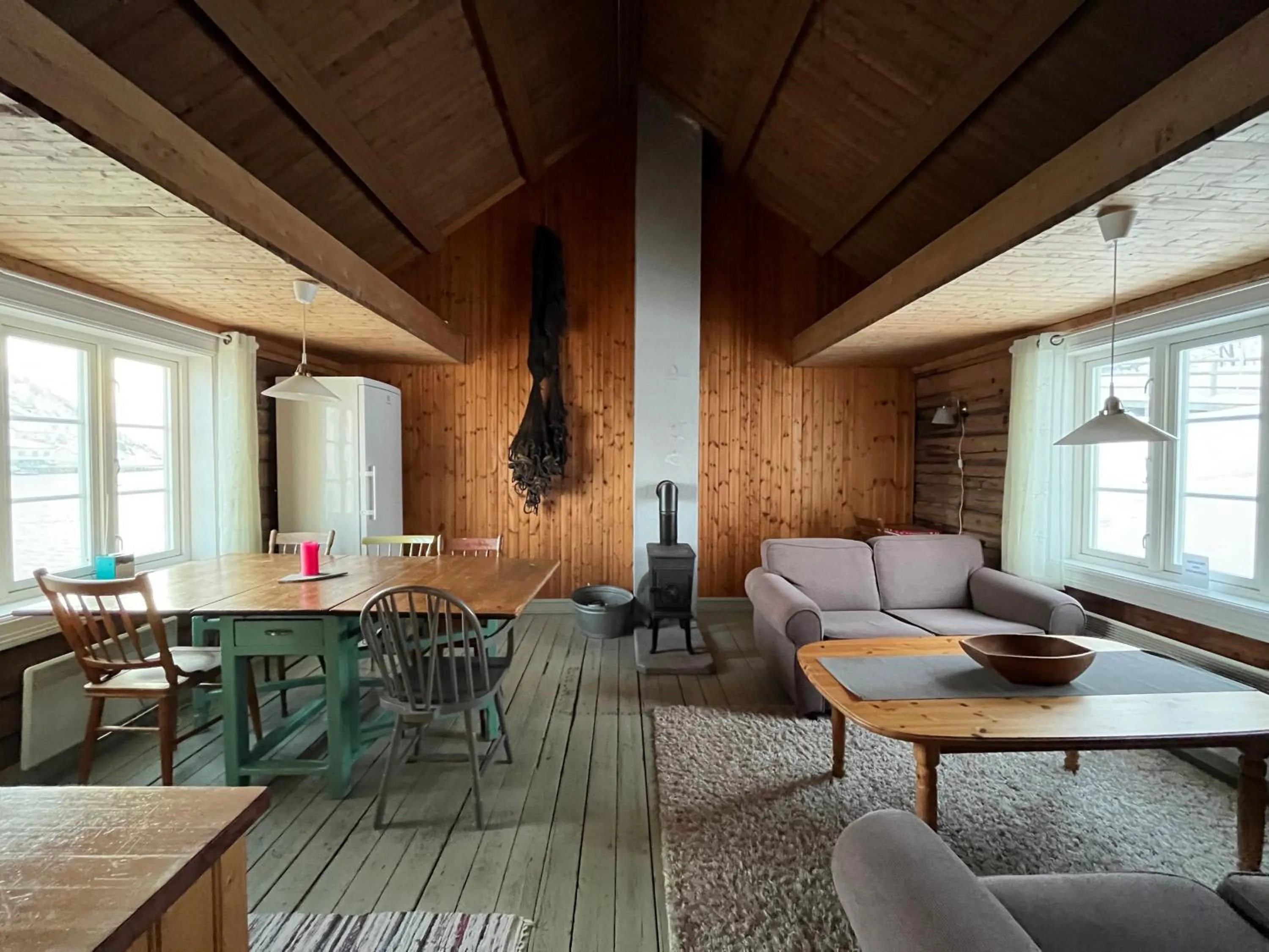 Living room in Sakrisøy Rorbuer