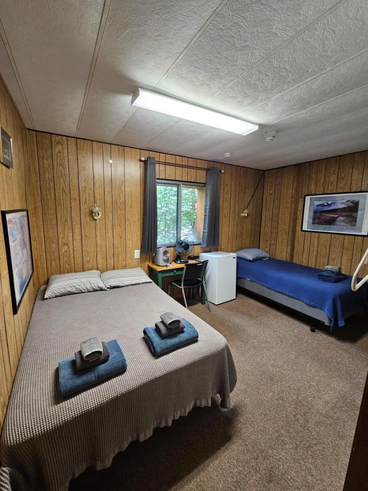 Bedroom in Denali RV Park & Motel