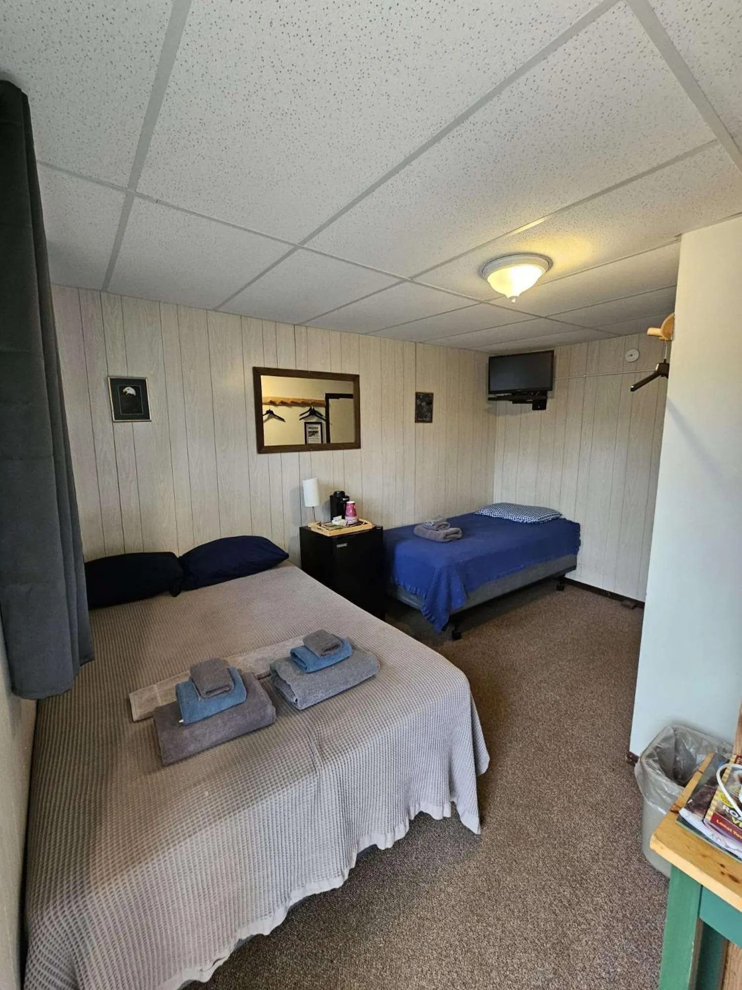 Bedroom in Denali RV Park & Motel