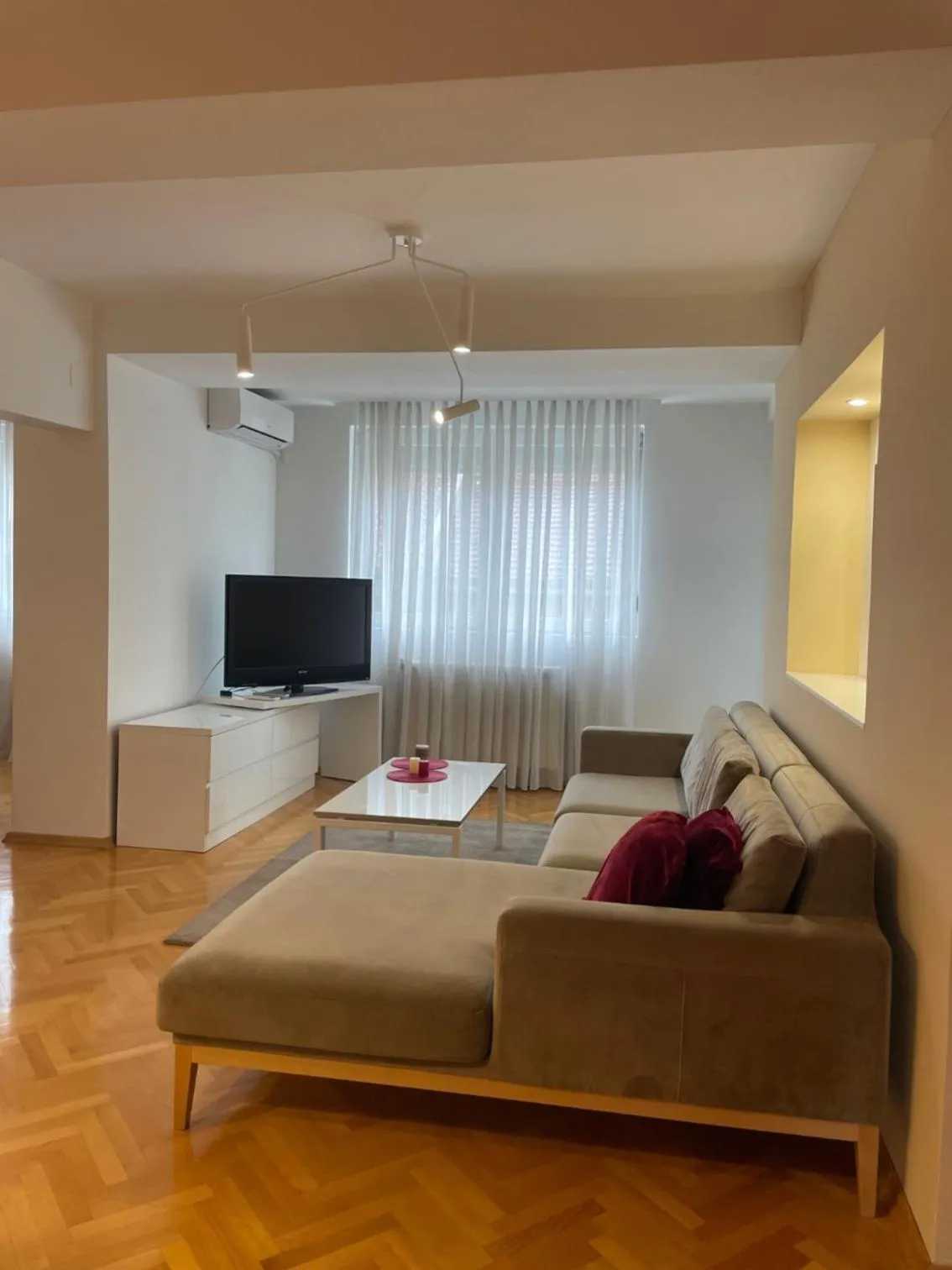 Three-Bedroom Apartment in Tina Apartments