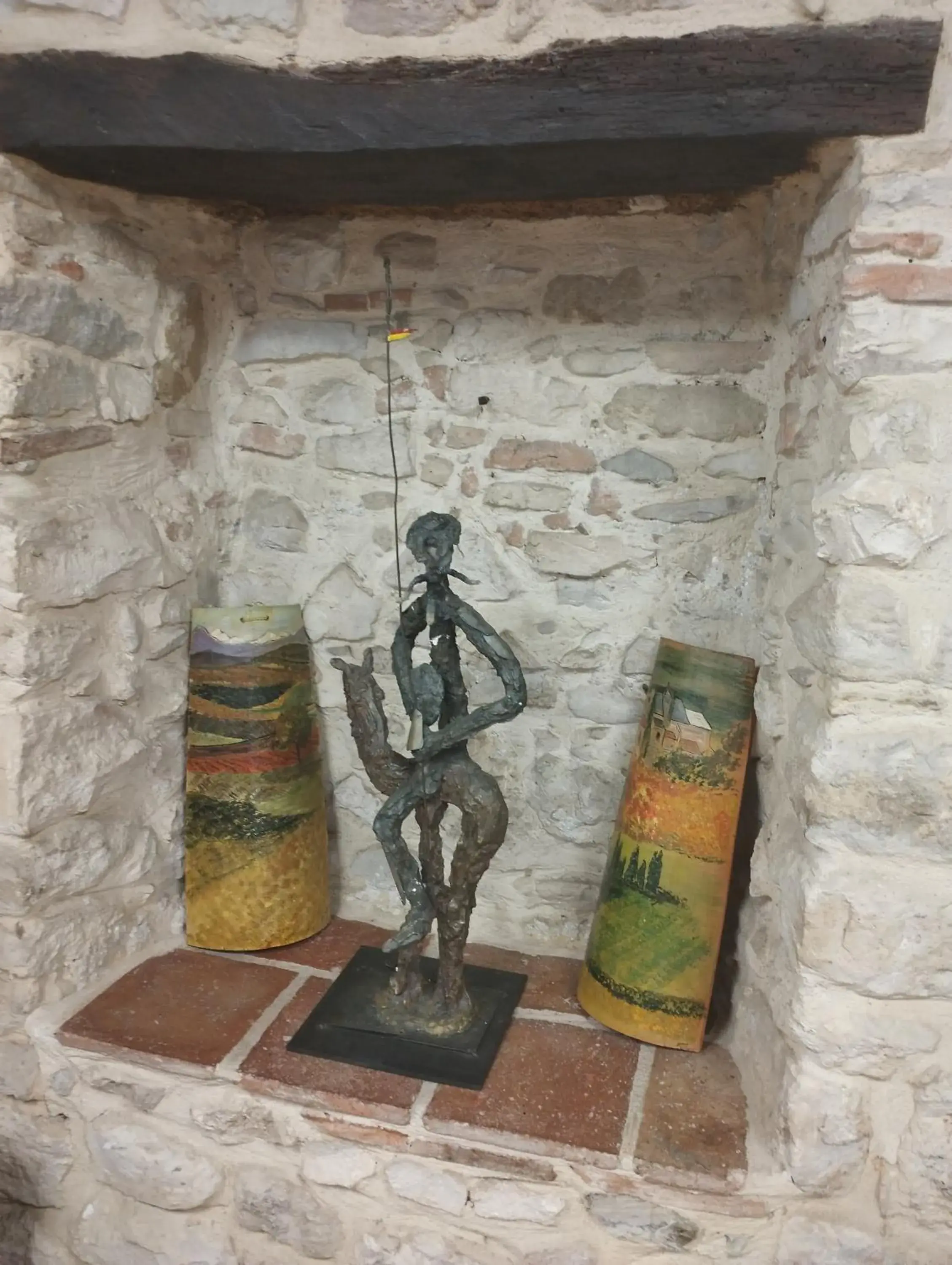 Living room in Logis Hotel Restaurant L'Esquielle Living room in Logis Hotel Restaurant L'Esquielle